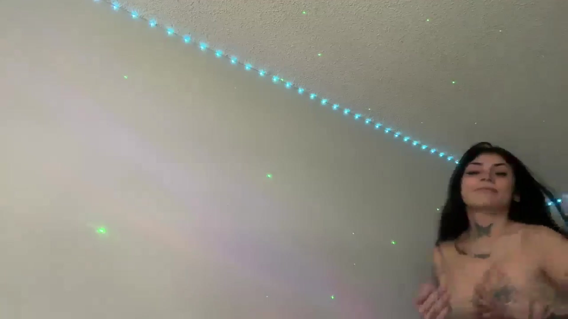 Gallery image thumbnail from JazmineJadexo's myfreecams stream on, 12/17/2025, 16:38 image 11 of 20