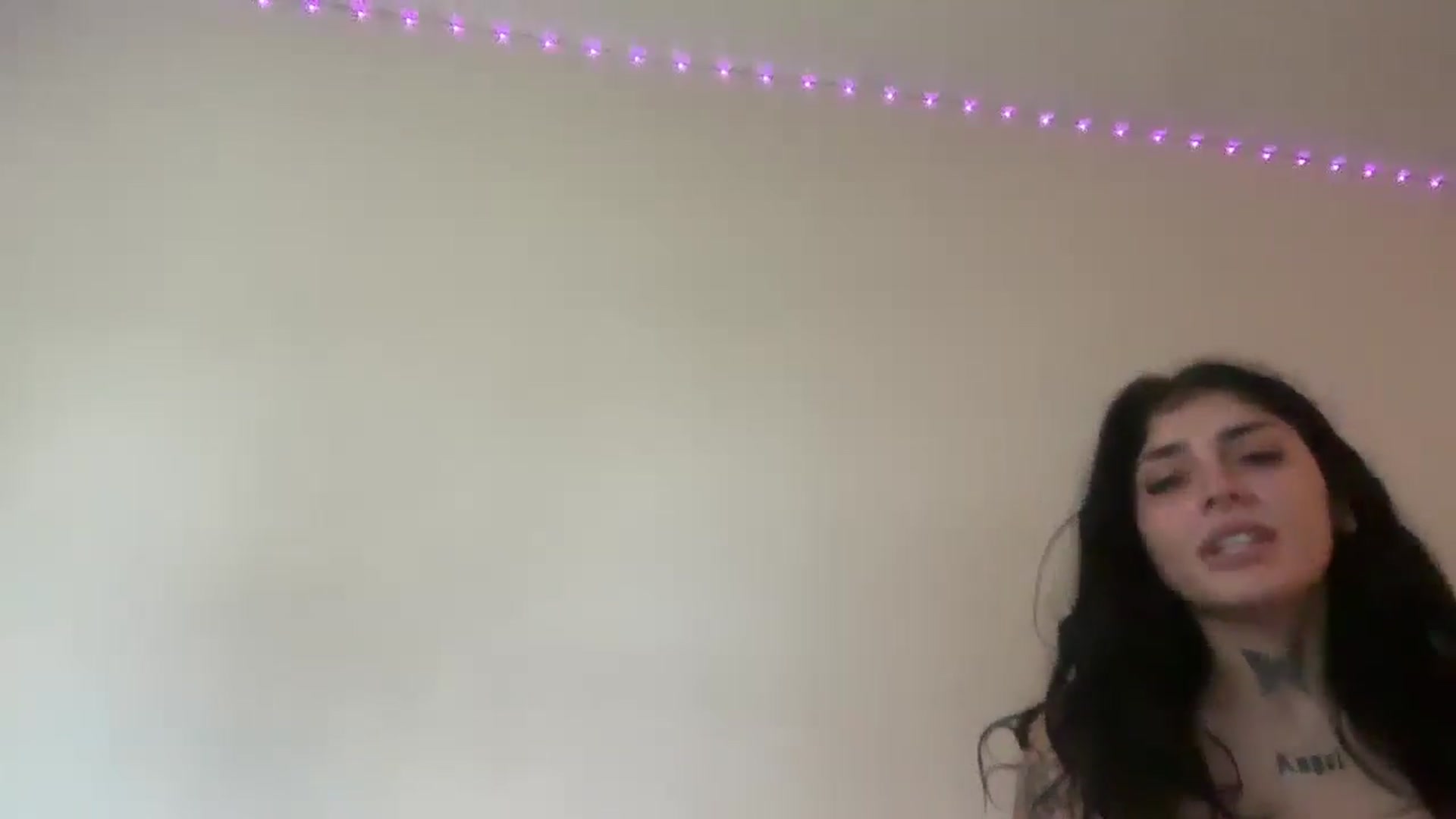 Gallery image thumbnail from JazmineJadexo's myfreecams stream on, 12/19/2025, 16:34 image 20 of 20