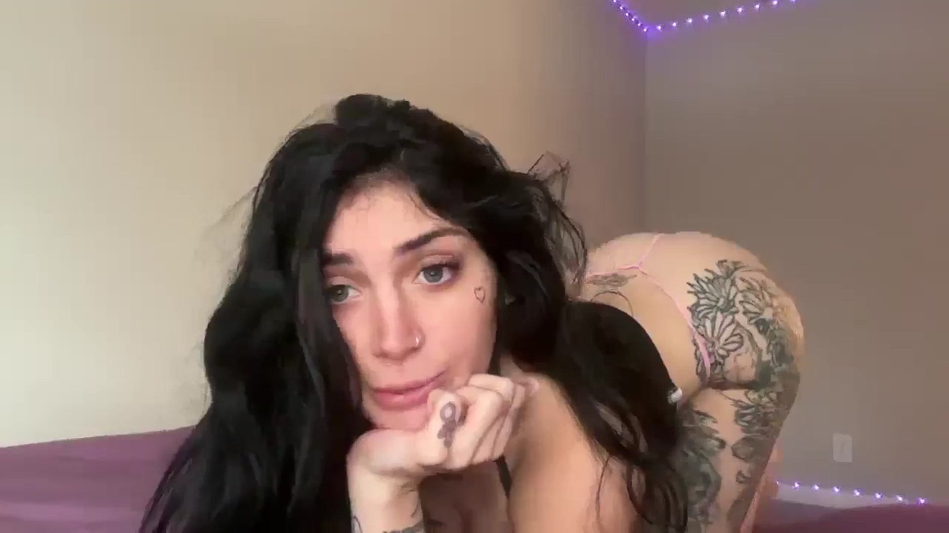 Gallery image thumbnail from JazmineJadexo's myfreecams stream on, 01/28/2026, 15:26 image 5 of 20