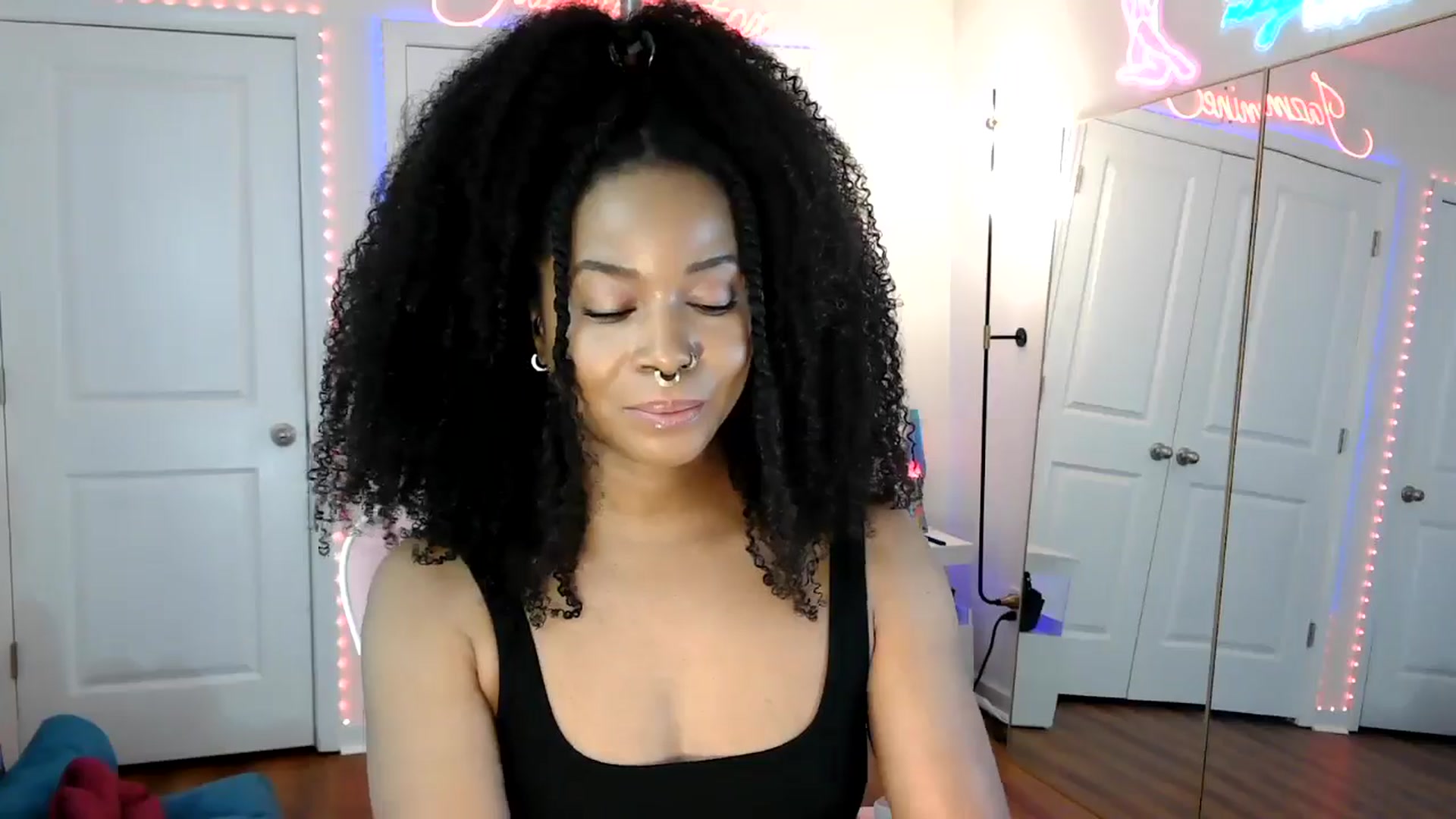 Gallery image thumbnail from Jazminefox's myfreecams stream on, 05/06/2026, 17:38 image 14 of 20