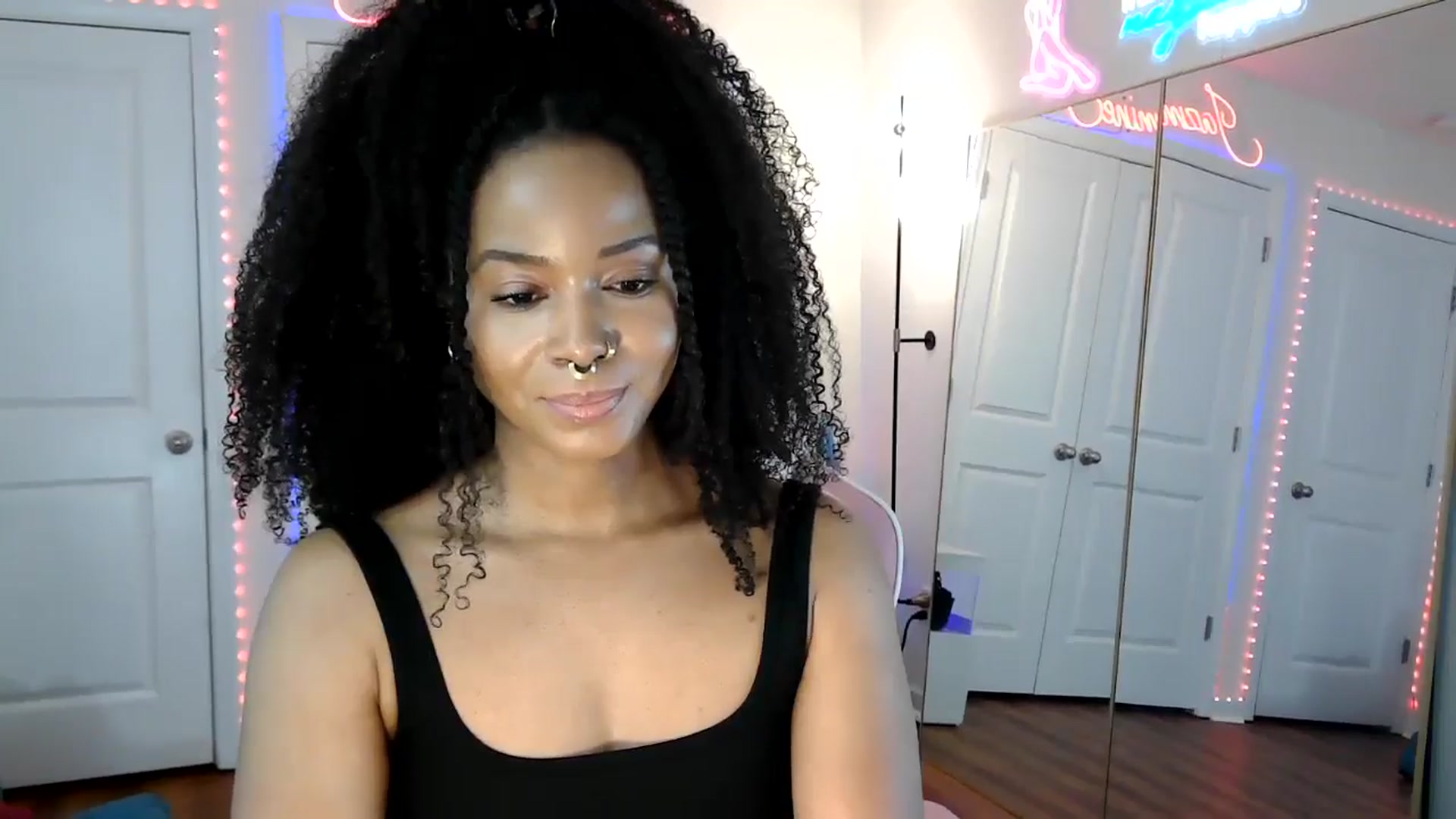 Gallery image thumbnail from Jazminefox's myfreecams stream on, 05/06/2026, 17:38 image 20 of 20