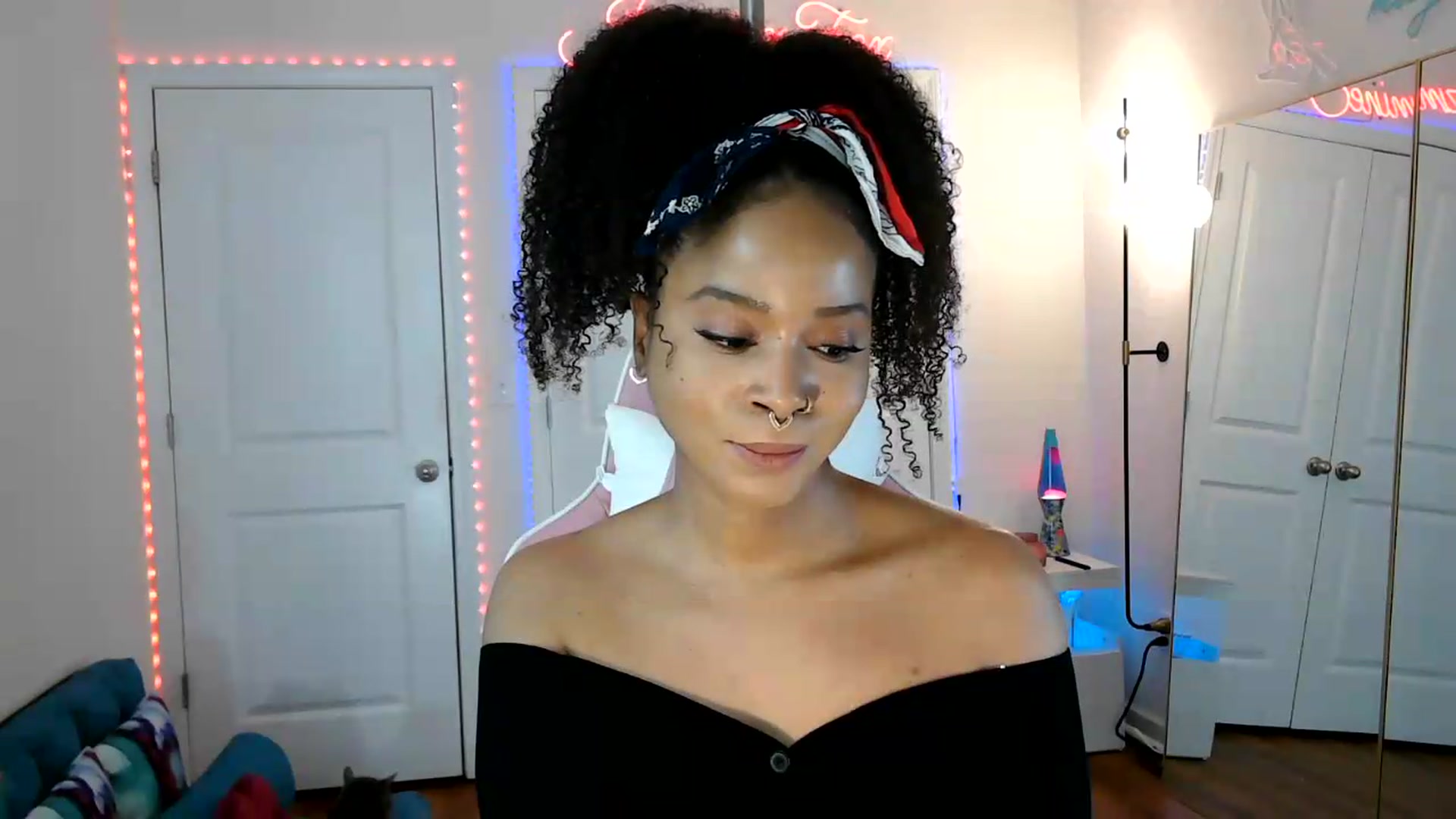 Gallery image thumbnail from Jazminefox's myfreecams stream on, 05/12/2026, 19:52 image 16 of 20