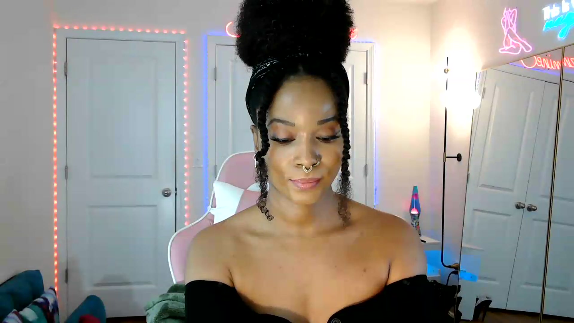 Gallery image thumbnail from Jazminefox's myfreecams stream on, 06/01/2026, 17:52 image 16 of 20