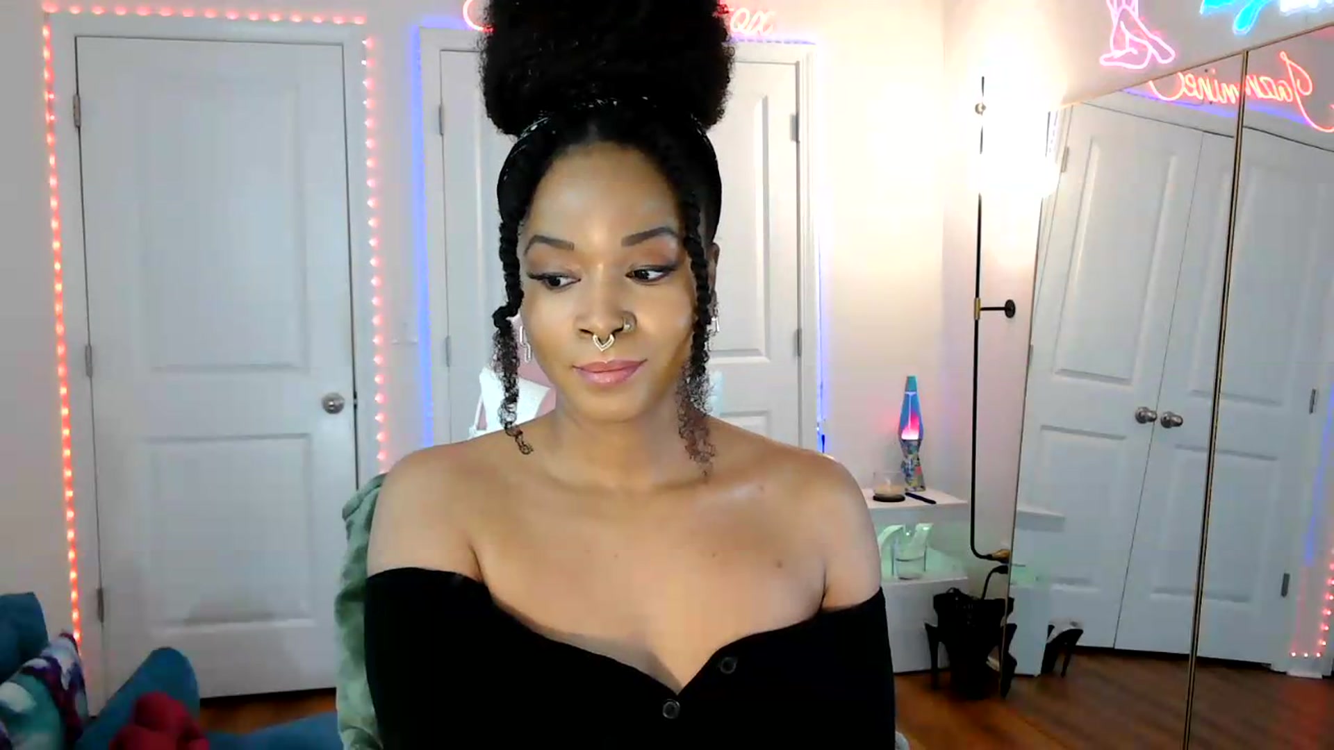 Gallery image thumbnail from Jazminefox's myfreecams stream on, 06/01/2026, 17:52 image 7 of 20
