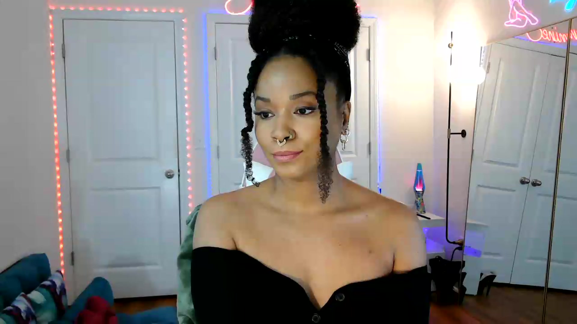 Gallery image thumbnail from Jazminefox's myfreecams stream on, 06/01/2026, 17:52 image 2 of 20