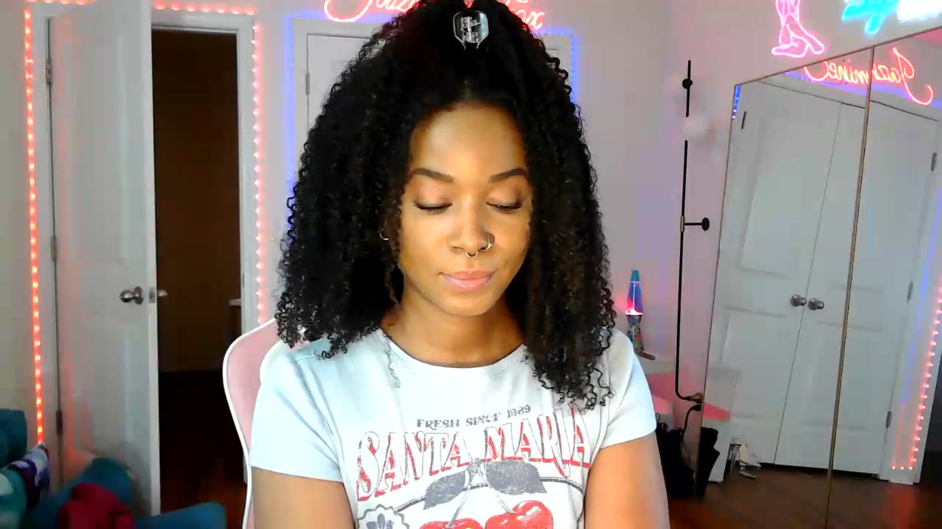 Gallery image thumbnail from Jazminefox's myfreecams stream on, 06/16/2026, 16:00 image 17 of 20