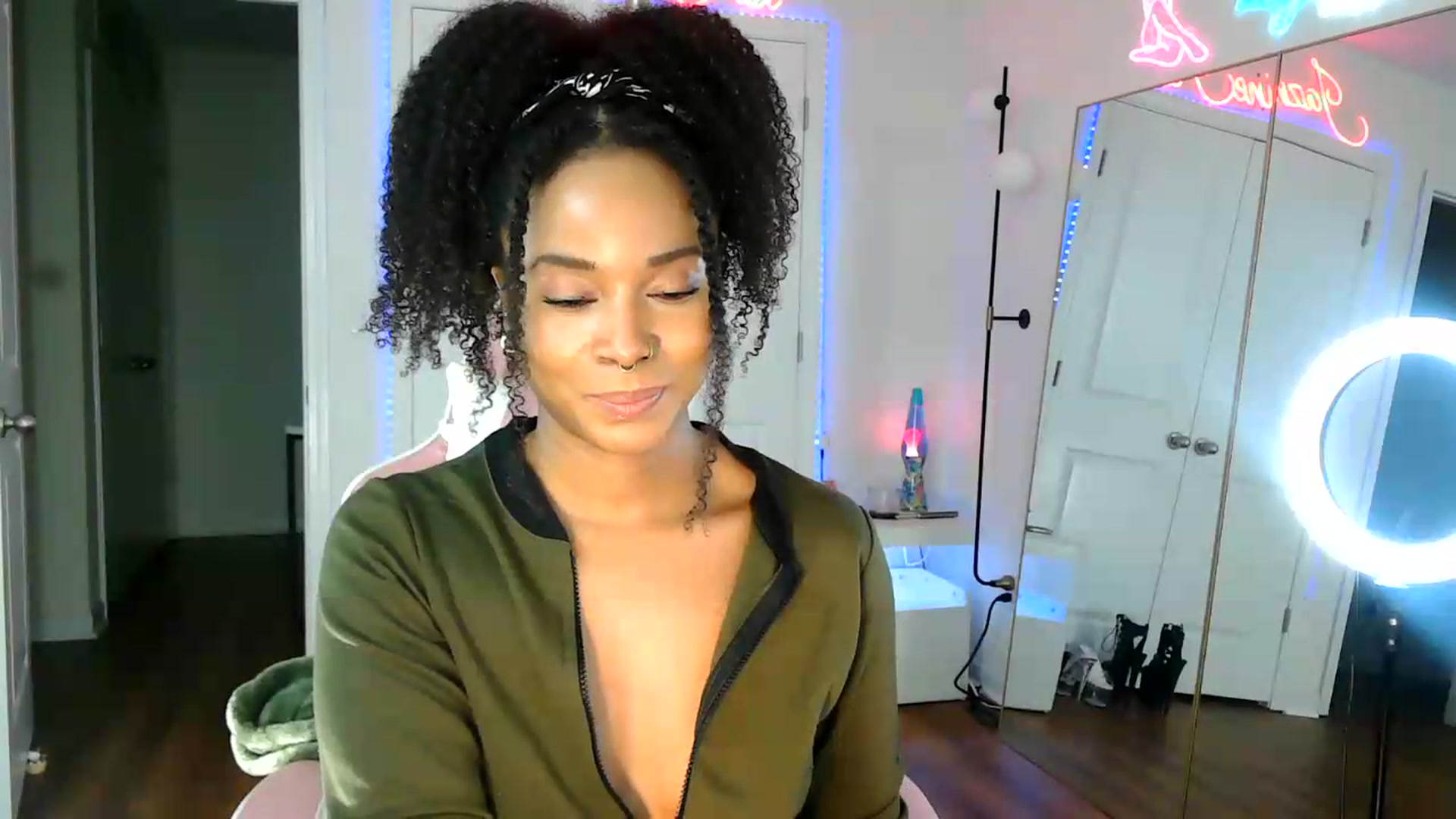 Gallery image thumbnail from Jazminefox's myfreecams stream on, 06/20/2026, 22:04 image 13 of 20