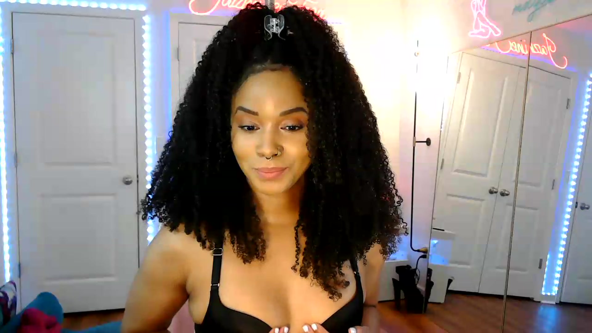 Gallery image thumbnail from Jazminefox's myfreecams stream on, 07/01/2026, 18:27 image 13 of 20