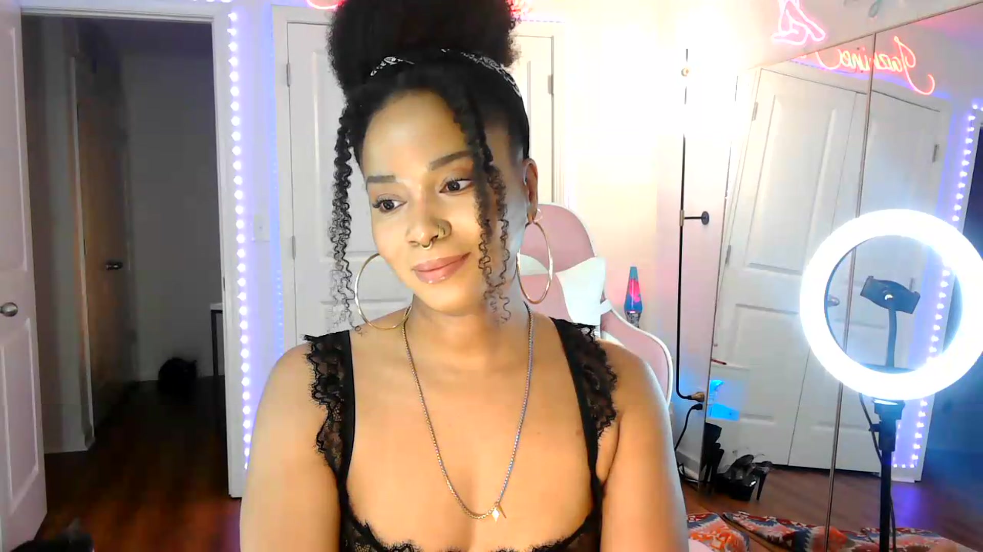 Gallery image thumbnail from Jazminefox's myfreecams stream on, 07/08/2026, 02:11 image 8 of 20