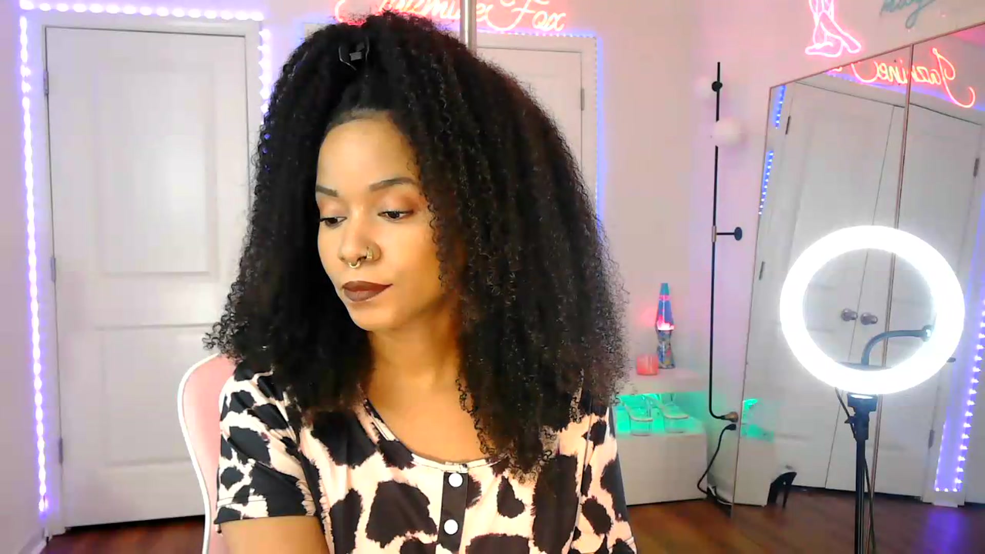 Gallery image thumbnail from Jazminefox's myfreecams stream on, 07/11/2026, 22:17 image 5 of 20