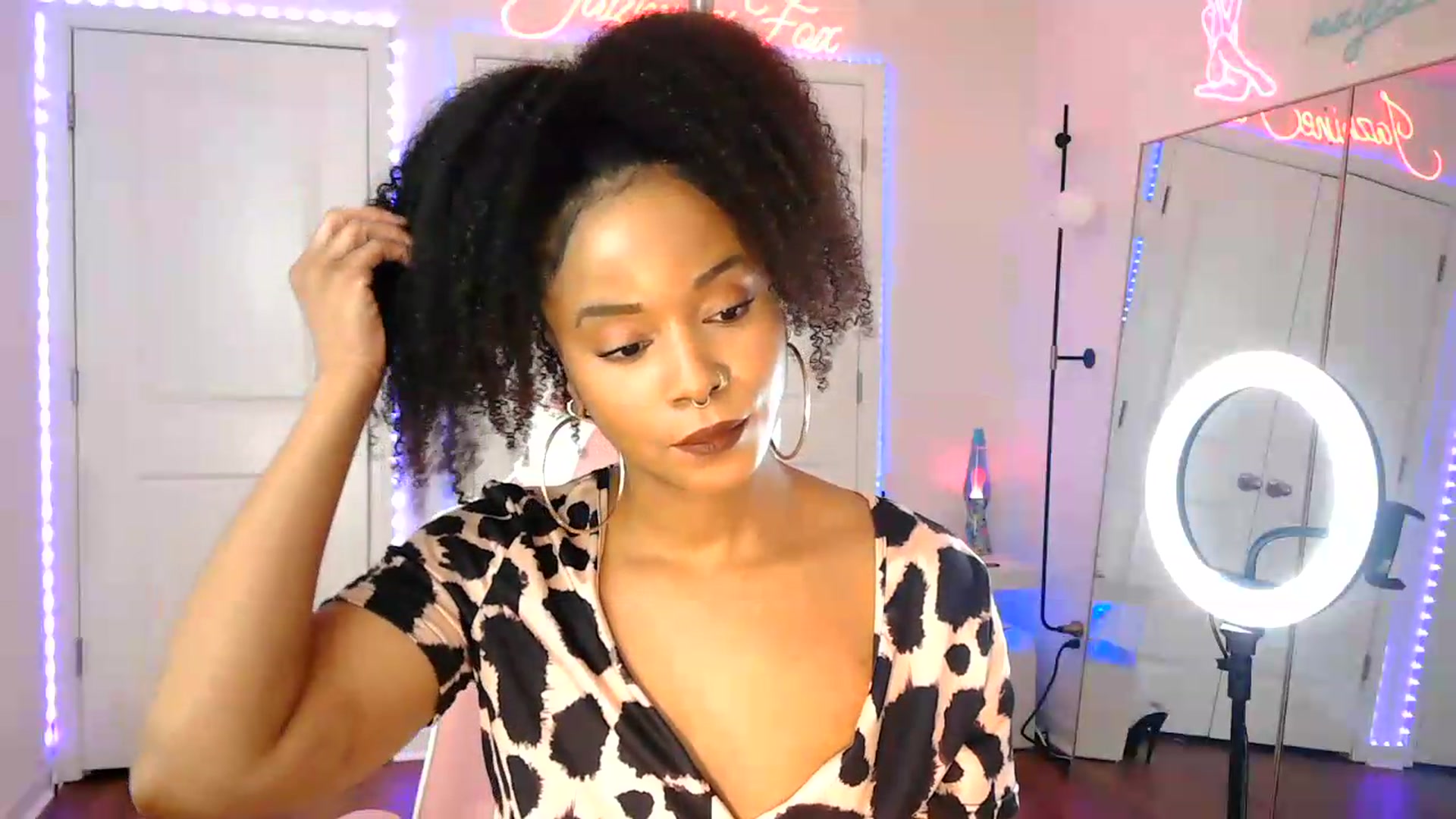 Gallery image thumbnail from Jazminefox's myfreecams stream on, 07/11/2026, 23:46 image 19 of 20