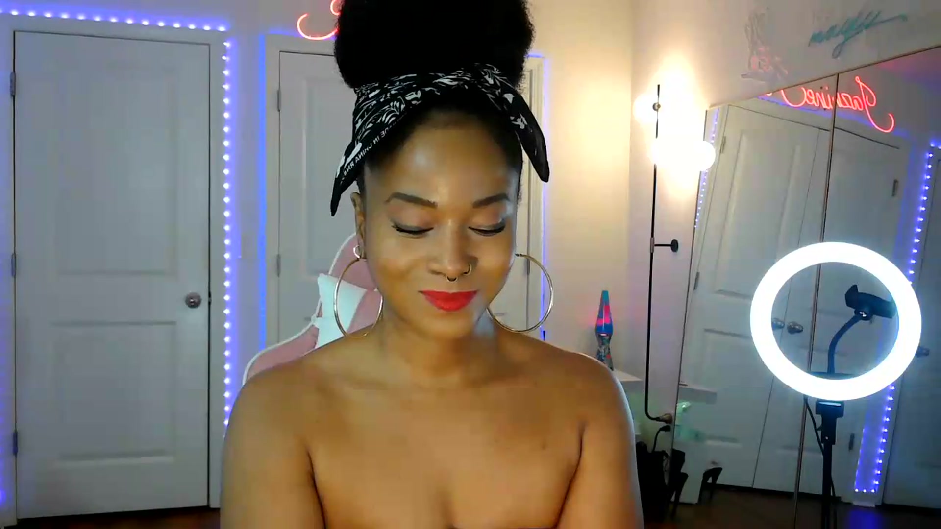 Gallery image thumbnail from Jazminefox's myfreecams stream on, 07/13/2026, 01:59 image 20 of 20