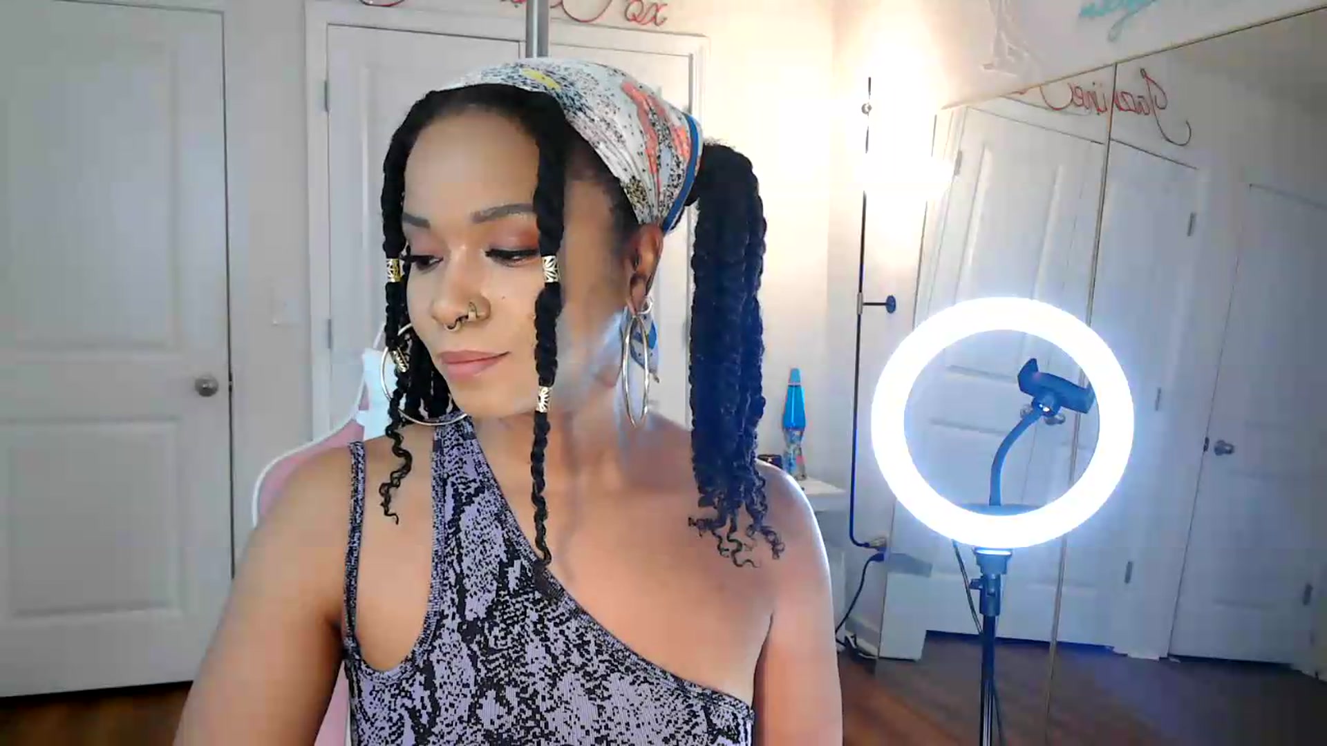 Gallery image thumbnail from Jazminefox's myfreecams stream on, 07/15/2026, 23:07 image 6 of 20