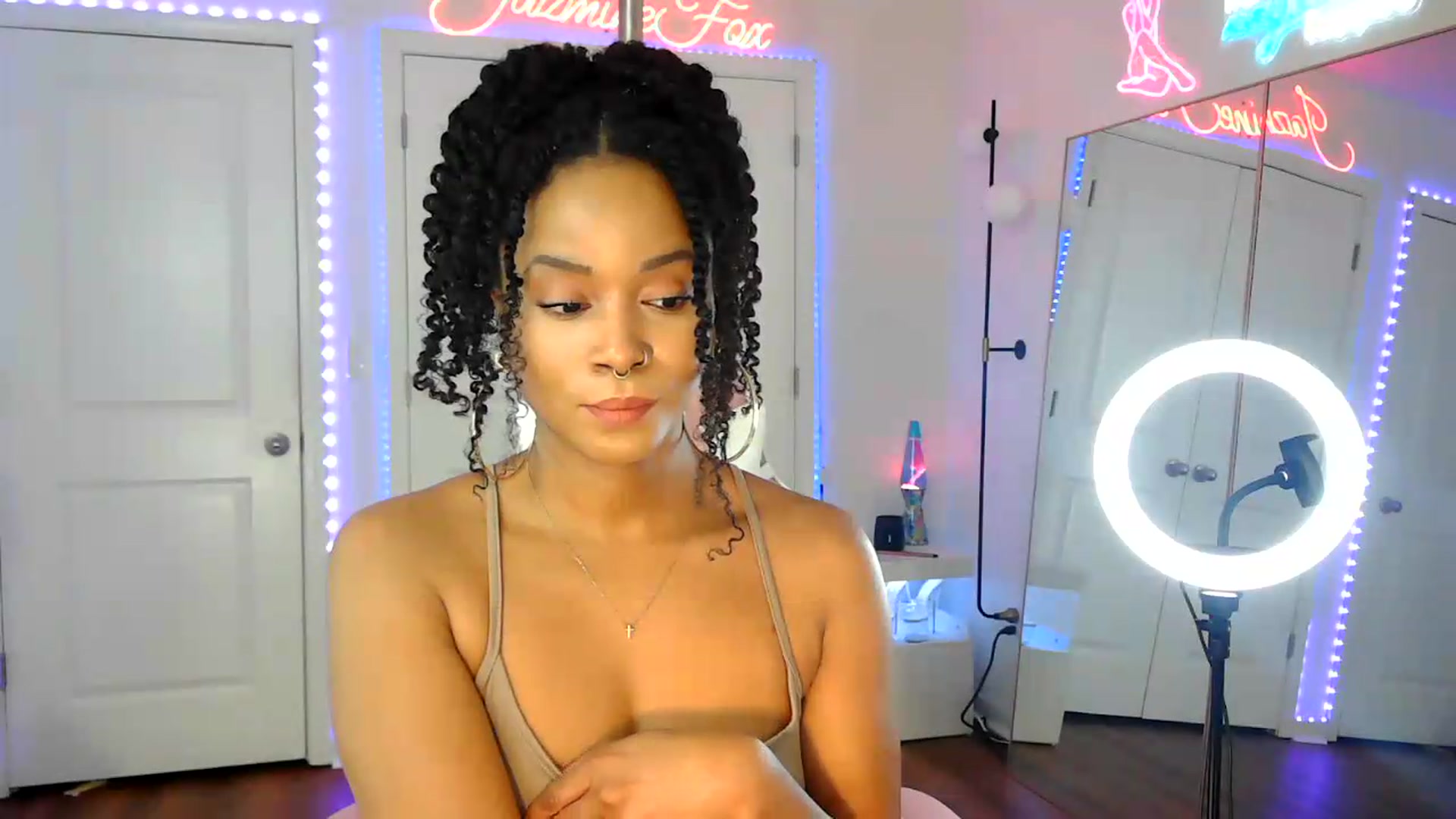 Gallery image thumbnail from Jazminefox's myfreecams stream on, 07/17/2026, 21:08 image 6 of 20