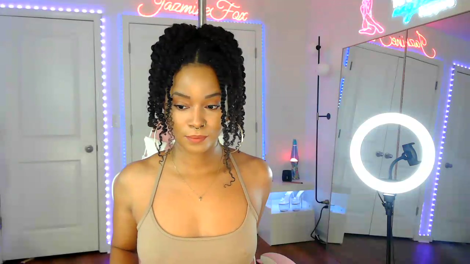 Gallery image thumbnail from Jazminefox's myfreecams stream on, 07/17/2026, 21:08 image 2 of 20