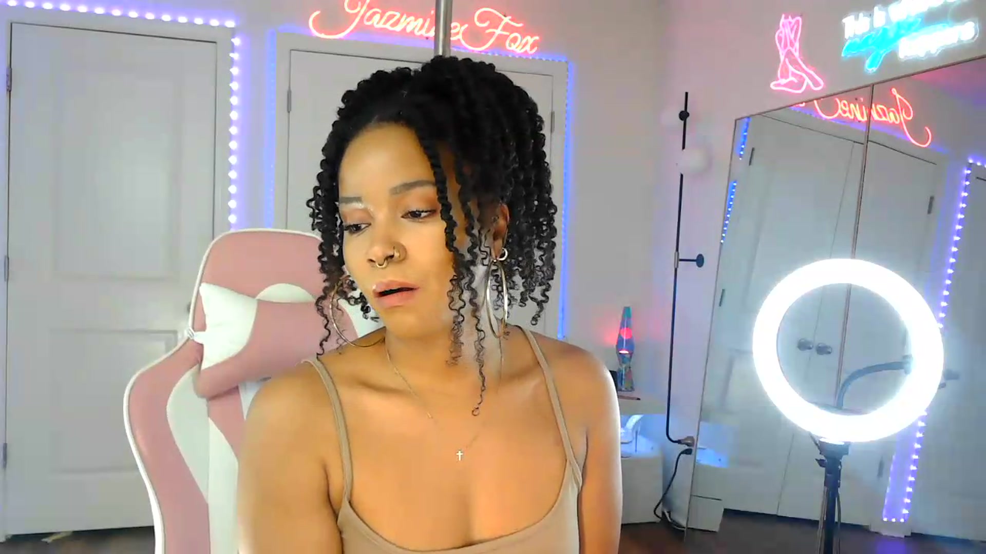 Gallery image thumbnail from Jazminefox's myfreecams stream on, 07/17/2026, 22:26 image 8 of 20