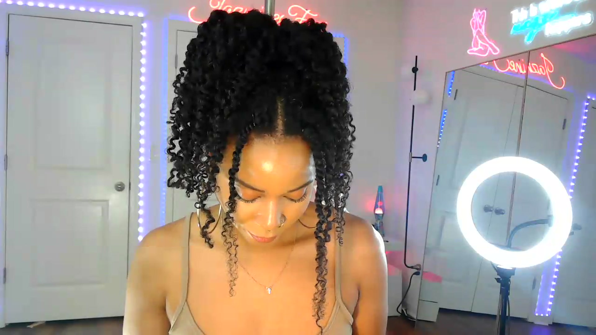 Gallery image thumbnail from Jazminefox's myfreecams stream on, 07/17/2026, 22:26 image 13 of 20