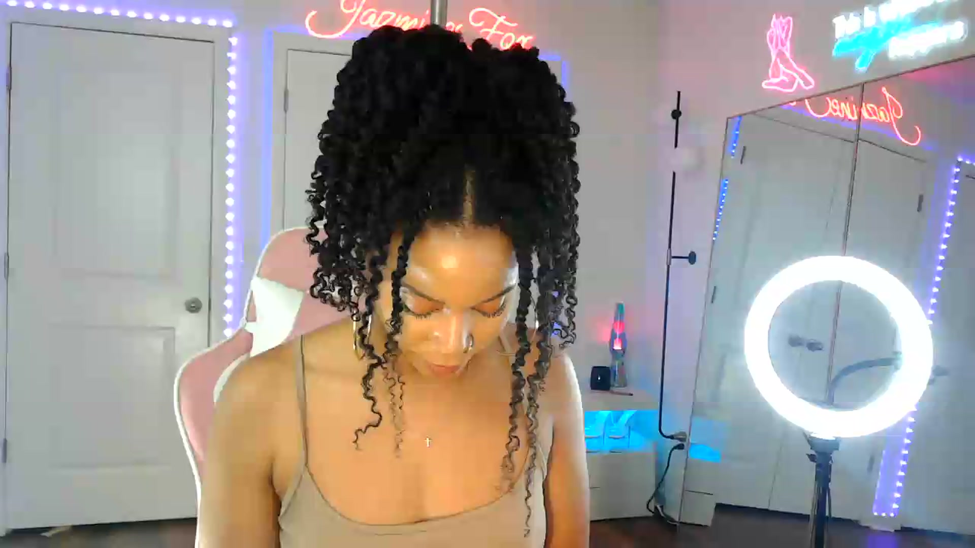 Gallery image thumbnail from Jazminefox's myfreecams stream on, 07/17/2026, 22:26 image 7 of 20