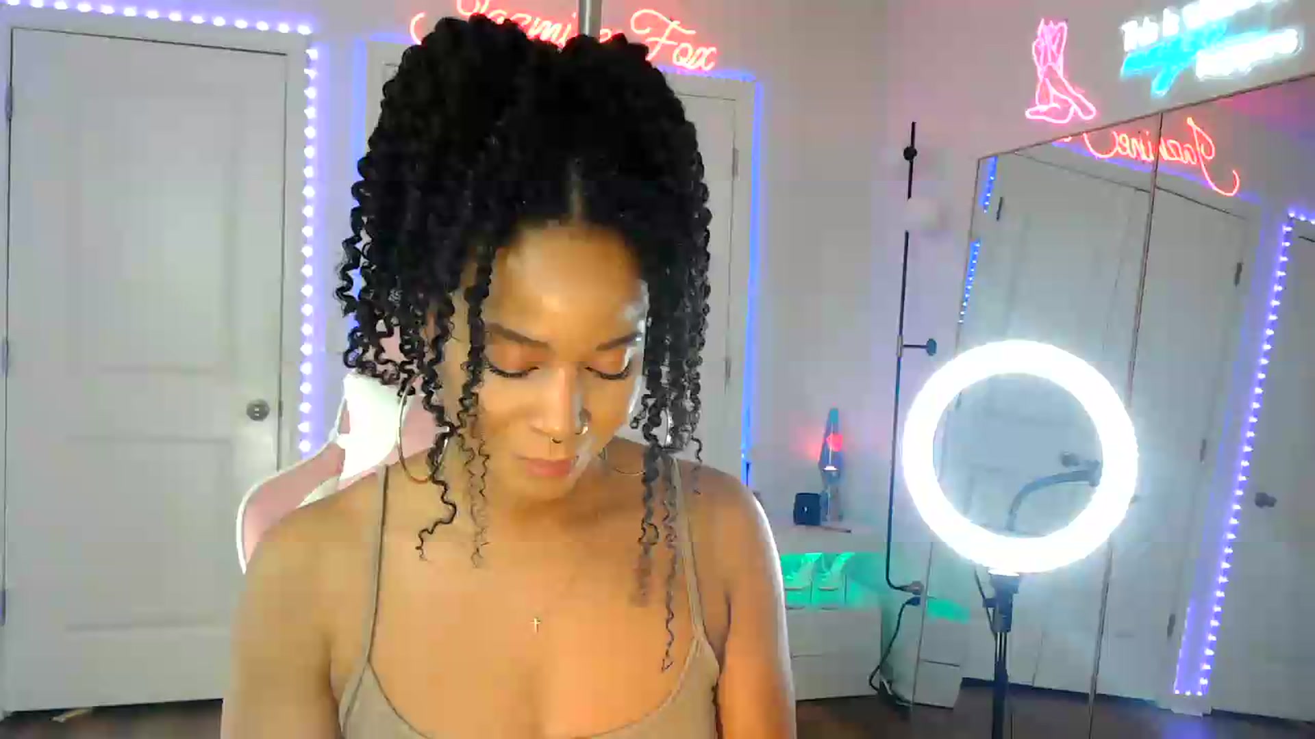 Gallery image thumbnail from Jazminefox's myfreecams stream on, 07/17/2026, 22:26 image 1 of 20