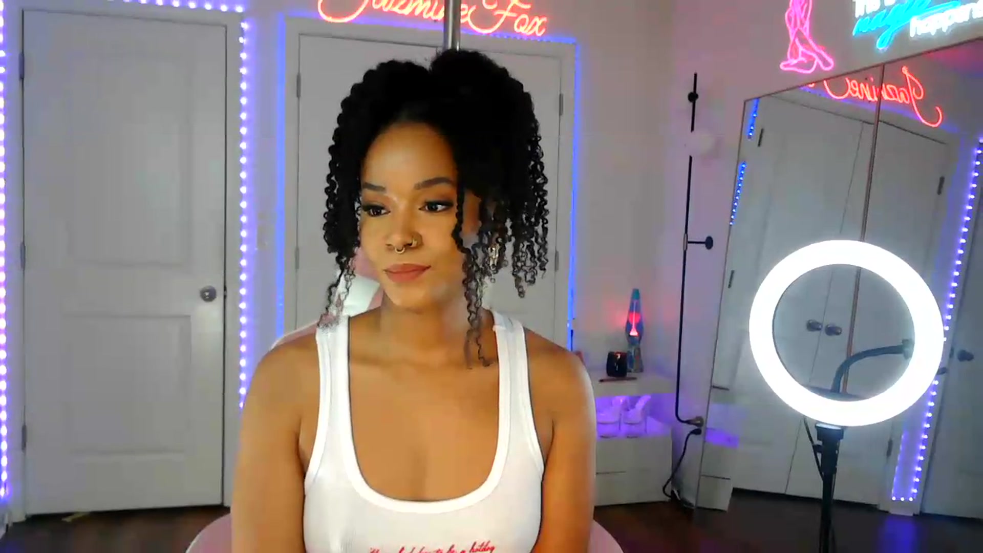 Gallery image thumbnail from Jazminefox's myfreecams stream on, 07/18/2026, 20:32 image 20 of 20