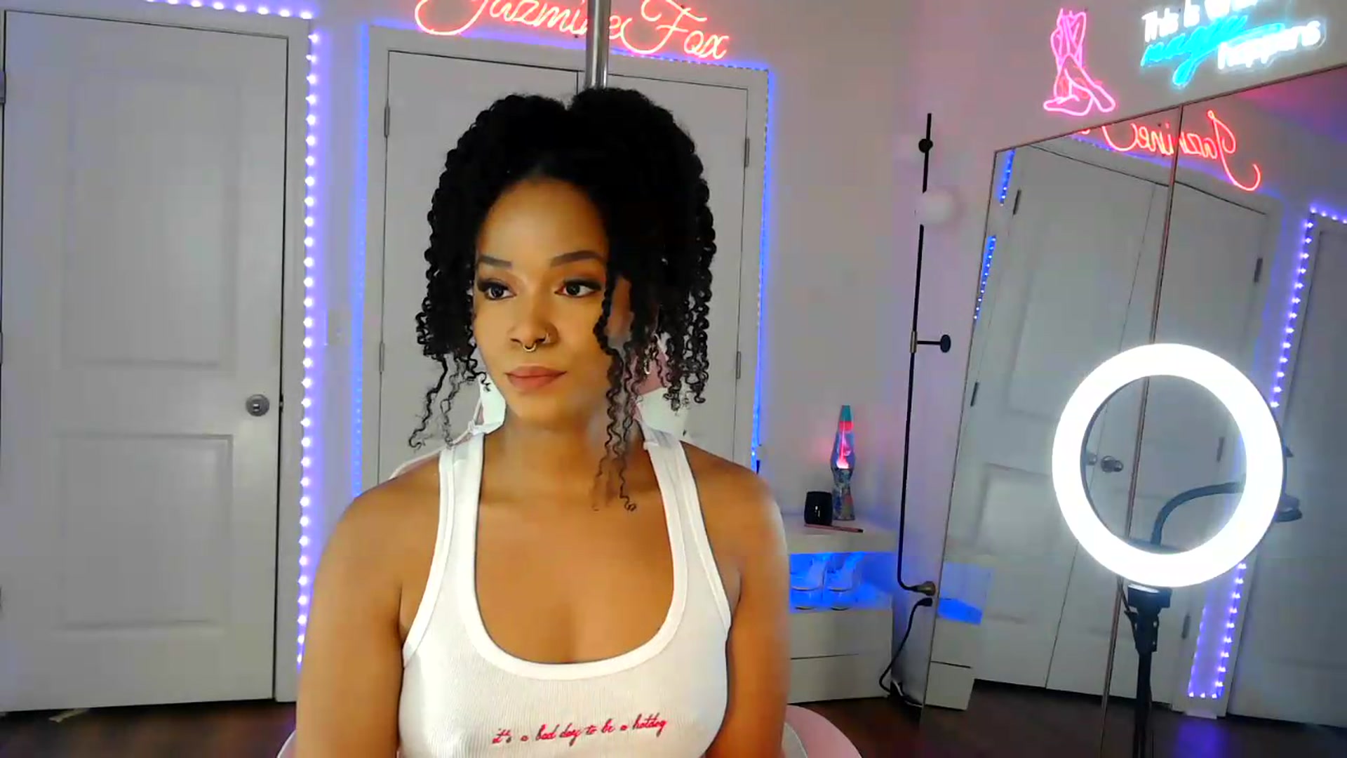 Gallery image thumbnail from Jazminefox's myfreecams stream on, 07/18/2026, 20:32 image 2 of 20