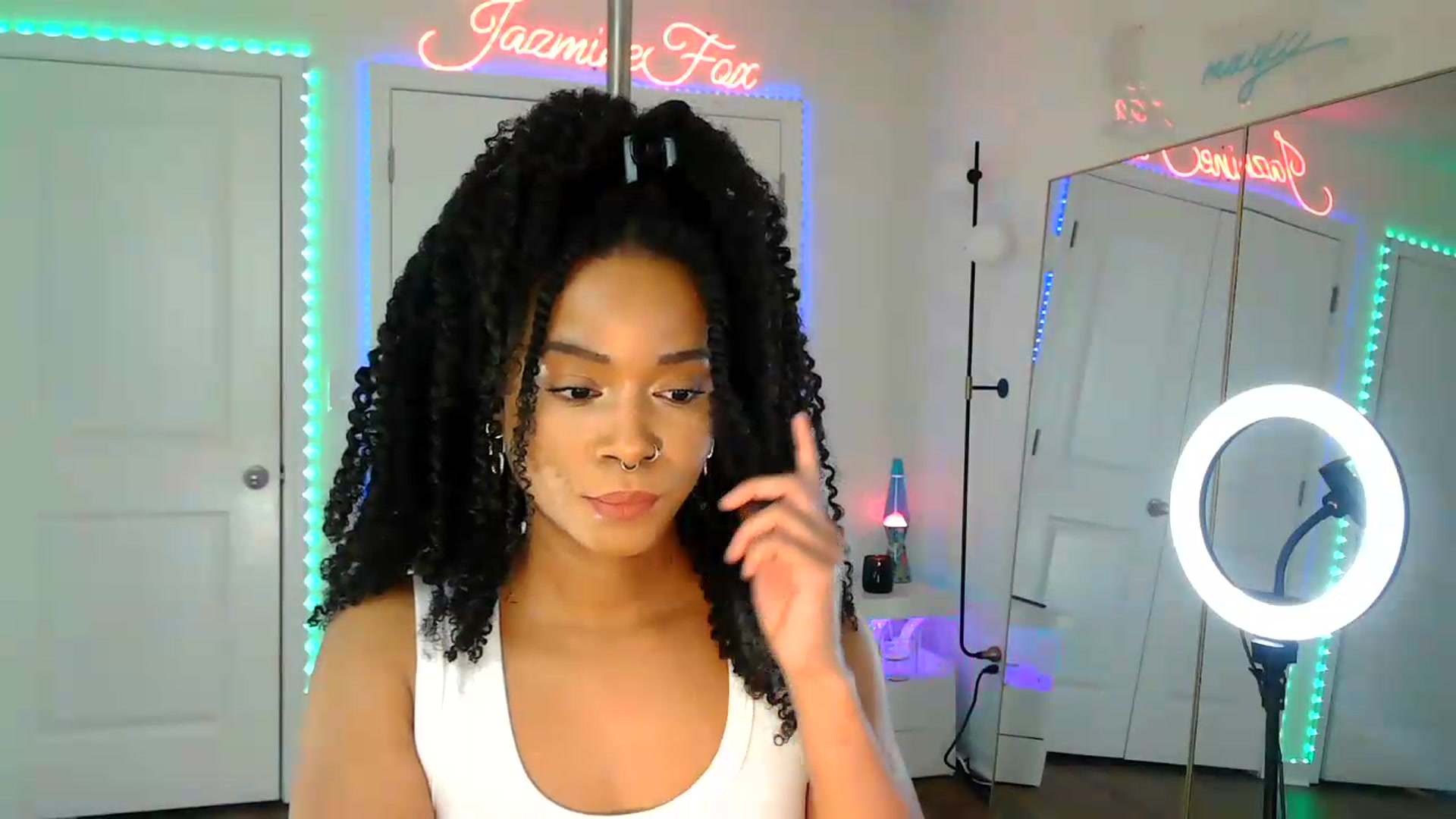 Gallery image thumbnail from Jazminefox's myfreecams stream on, 07/20/2026, 20:18 image 13 of 20