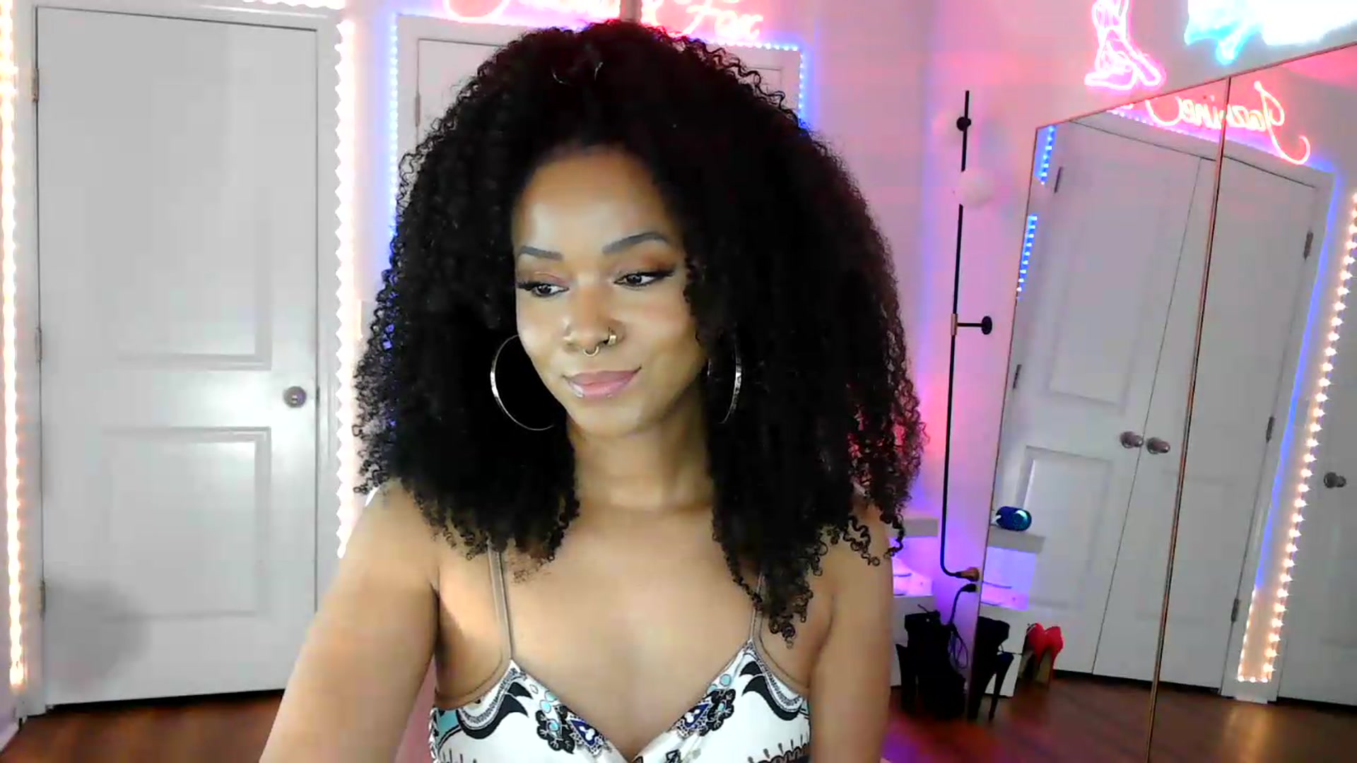 Gallery image thumbnail from Jazminefox's myfreecams stream on, 07/29/2026, 20:22 image 13 of 20