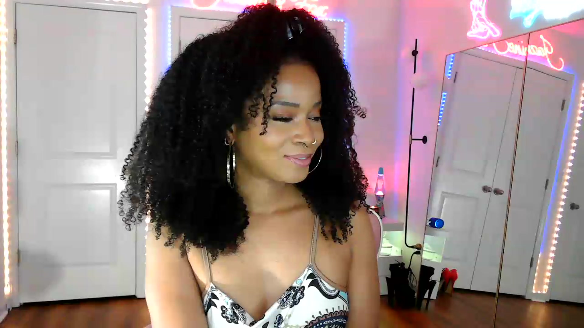Gallery image thumbnail from Jazminefox's myfreecams stream on, 07/29/2026, 20:22 image 11 of 20