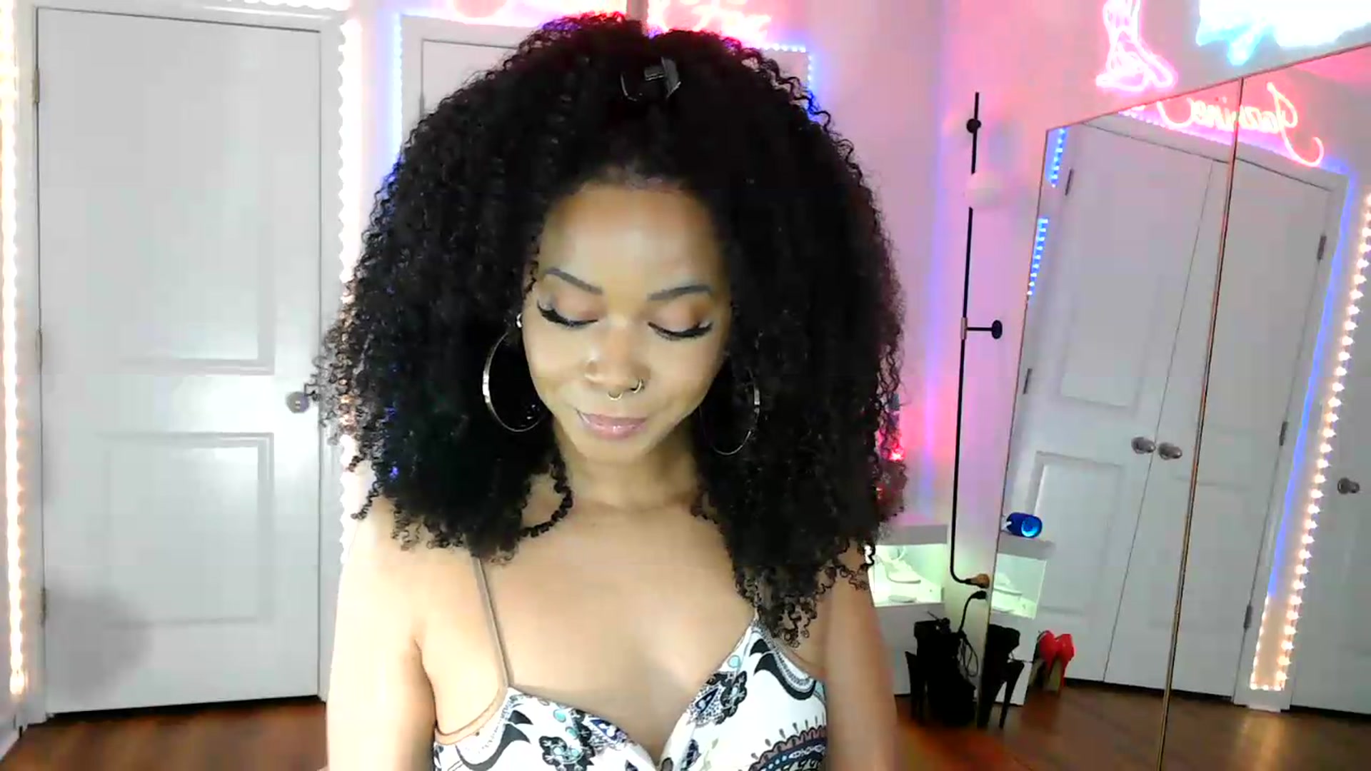 Gallery image thumbnail from Jazminefox's myfreecams stream on, 07/29/2026, 20:22 image 8 of 20
