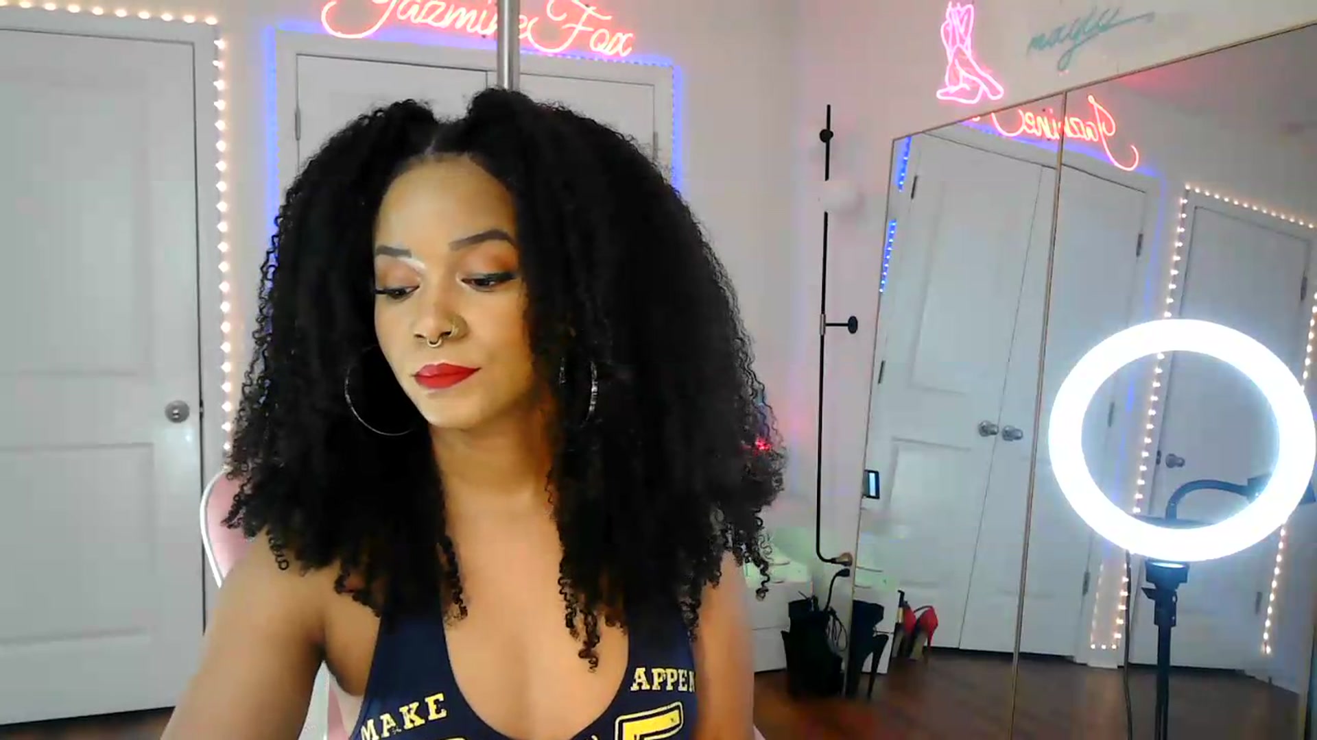 Gallery image thumbnail from Jazminefox's myfreecams stream on, 07/30/2026, 17:40 image 3 of 20