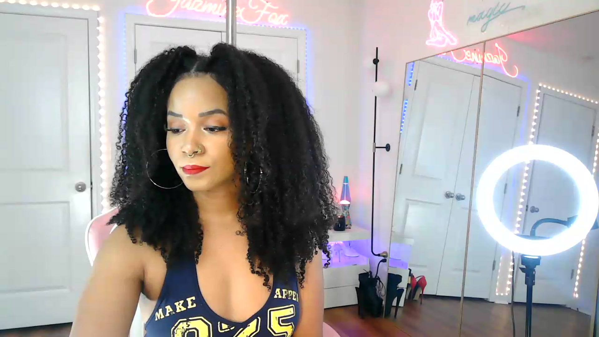 Gallery image thumbnail from Jazminefox's myfreecams stream on, 07/30/2026, 17:40 image 4 of 20