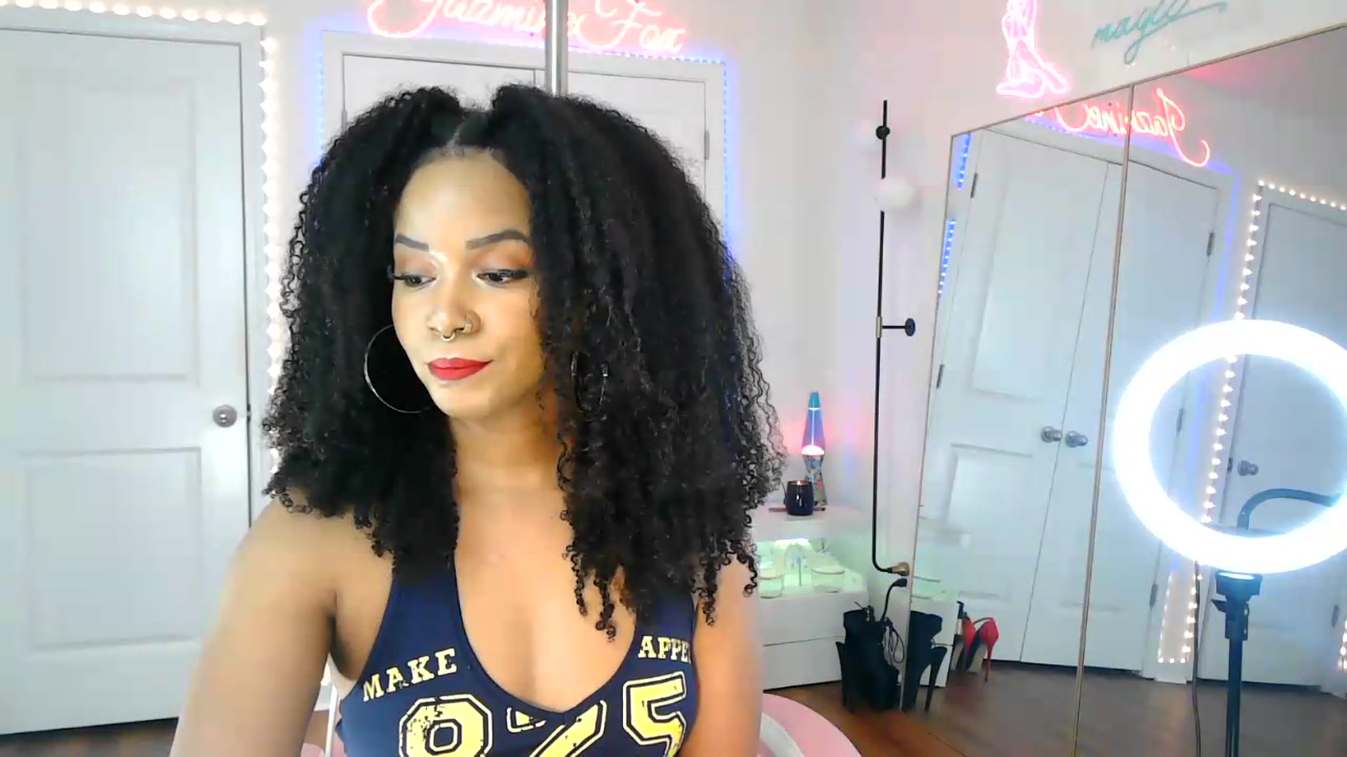 Gallery image thumbnail from Jazminefox's myfreecams stream on, 07/30/2026, 17:40 image 6 of 20
