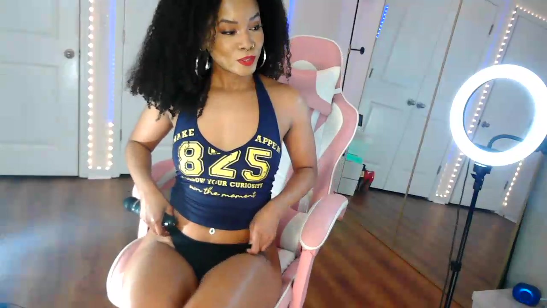 Gallery image thumbnail from Jazminefox's myfreecams stream on, 07/30/2026, 19:04 image 14 of 20
