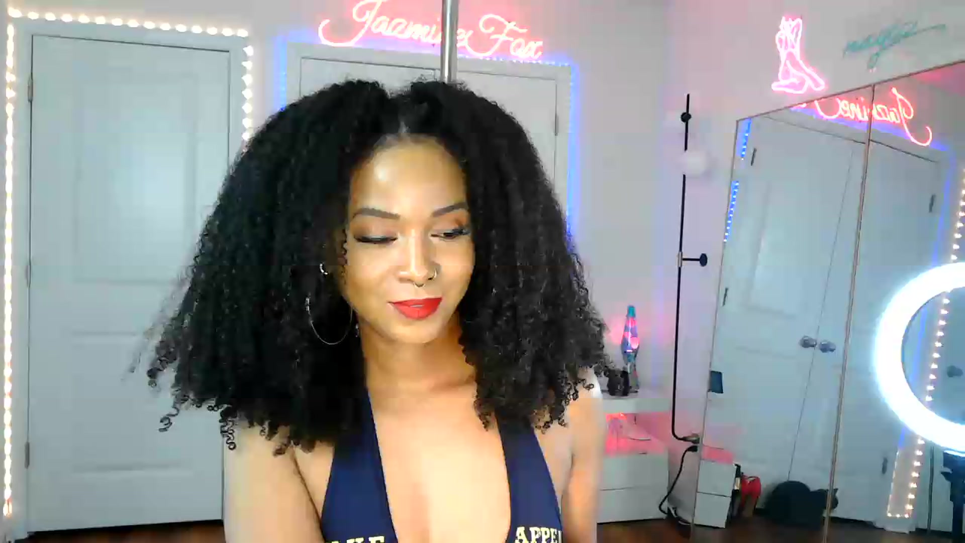 Gallery image thumbnail from Jazminefox's myfreecams stream on, 07/30/2026, 23:23 image 3 of 20