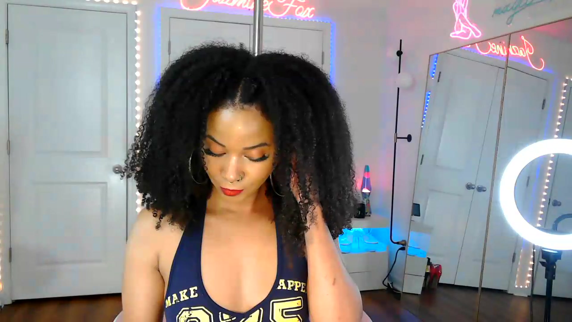 Gallery image thumbnail from Jazminefox's myfreecams stream on, 07/30/2026, 23:23 image 15 of 20