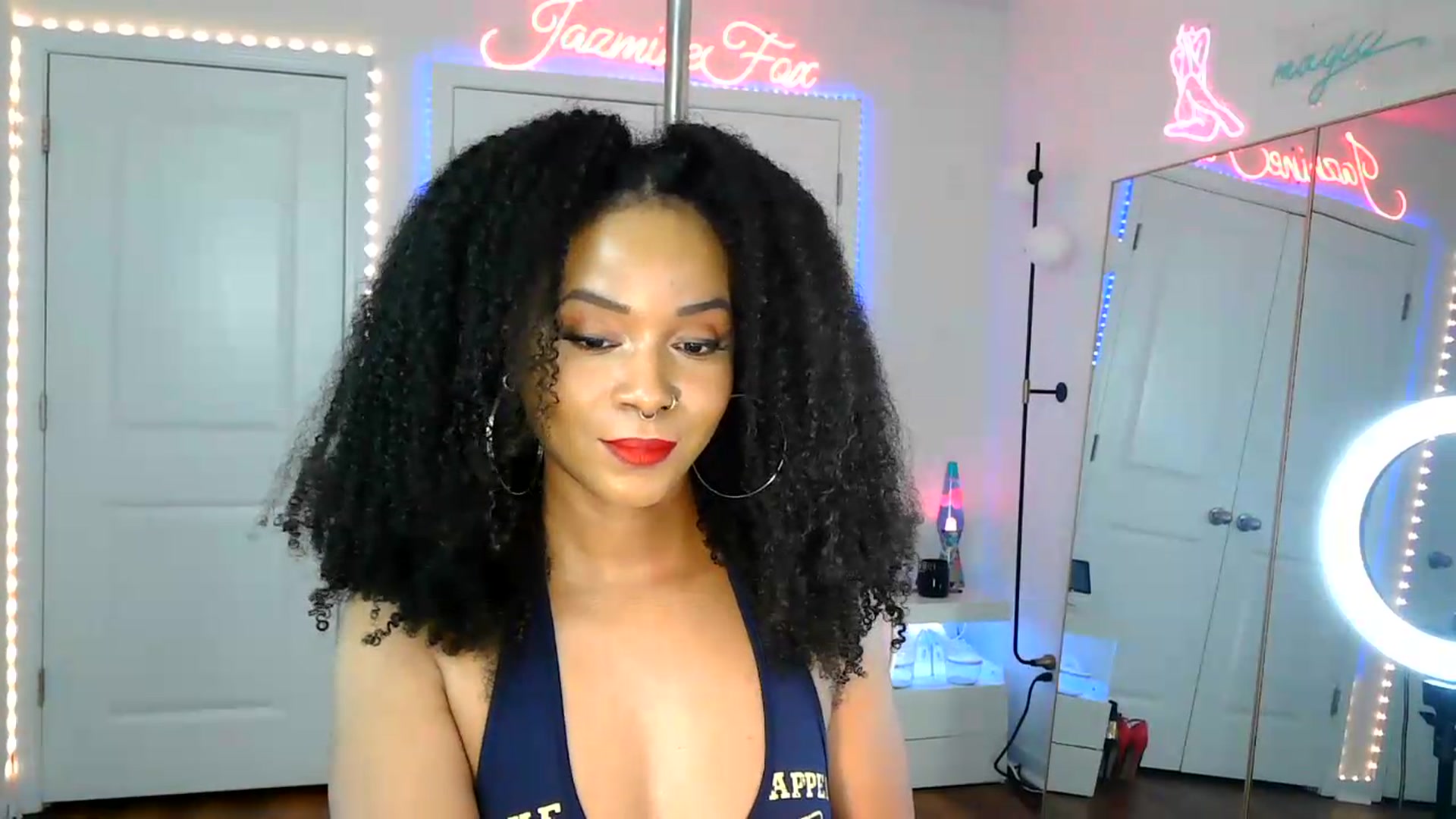 Gallery image thumbnail from Jazminefox's myfreecams stream on, 07/30/2026, 23:23 image 4 of 20