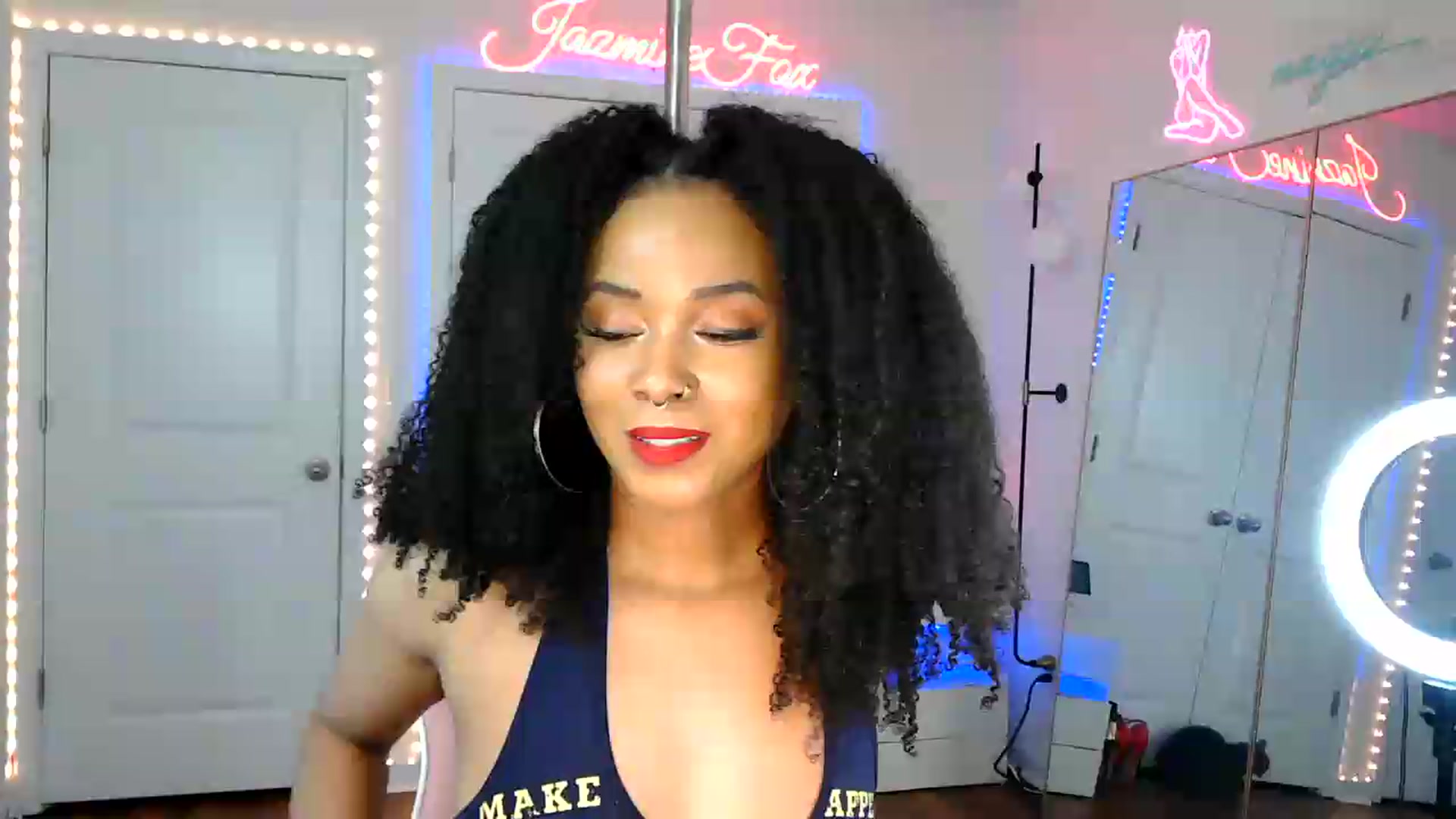 Gallery image thumbnail from Jazminefox's myfreecams stream on, 07/30/2026, 23:23 image 2 of 20