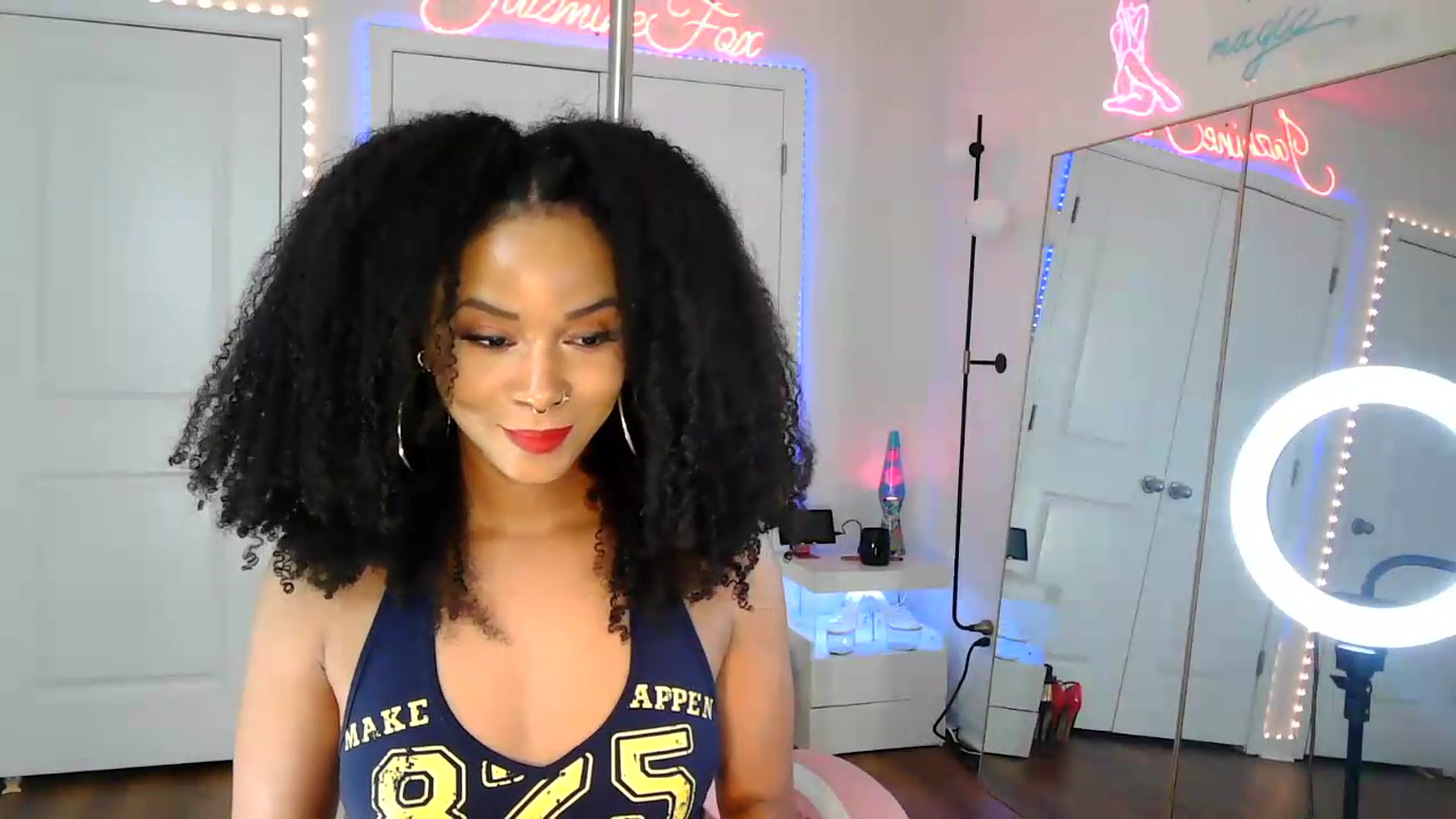Gallery image thumbnail from Jazminefox's myfreecams stream on, 07/31/2026, 24:21 image 14 of 20