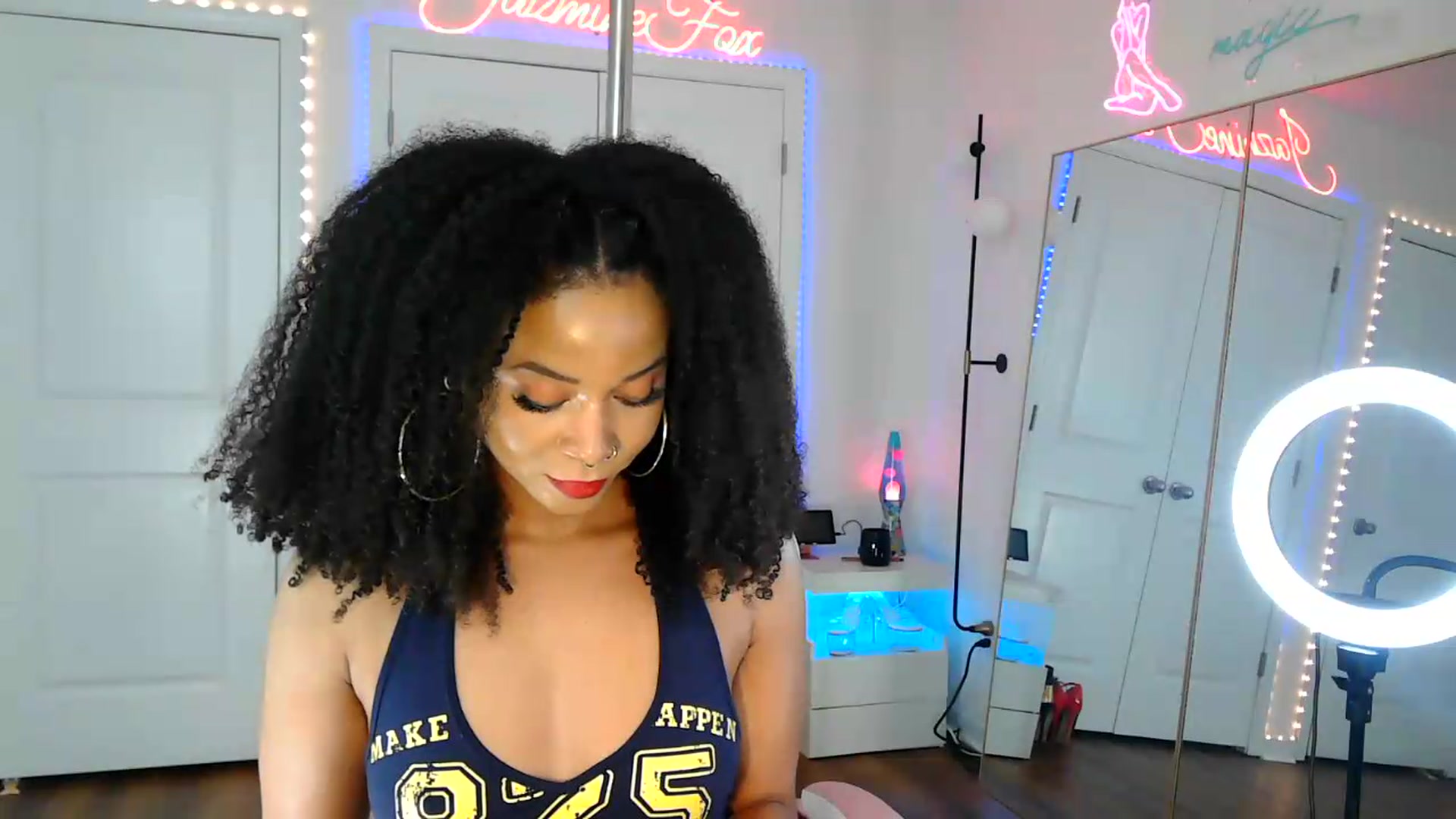 Gallery image thumbnail from Jazminefox's myfreecams stream on, 07/31/2026, 24:21 image 20 of 20