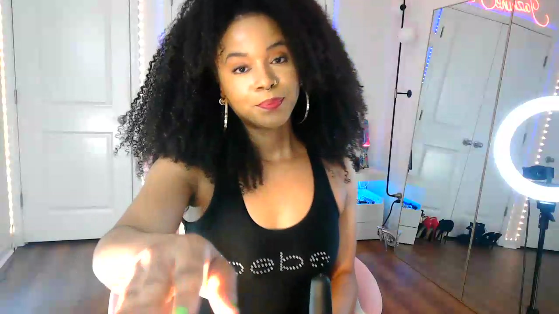 Gallery image thumbnail from Jazminefox's myfreecams stream on, 08/05/2026, 19:23 image 7 of 20