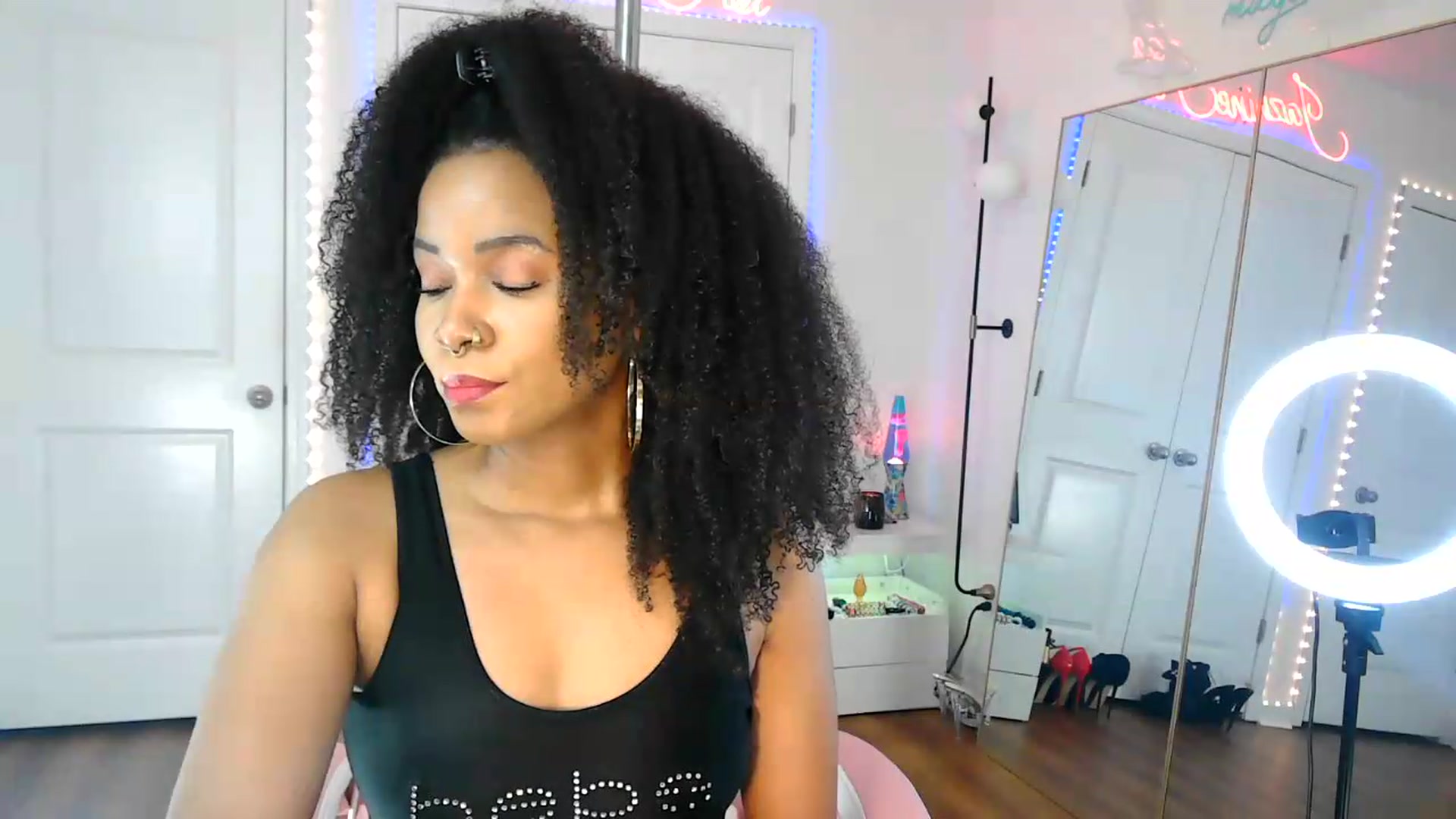Gallery image thumbnail from Jazminefox's myfreecams stream on, 08/05/2026, 19:23 image 10 of 20