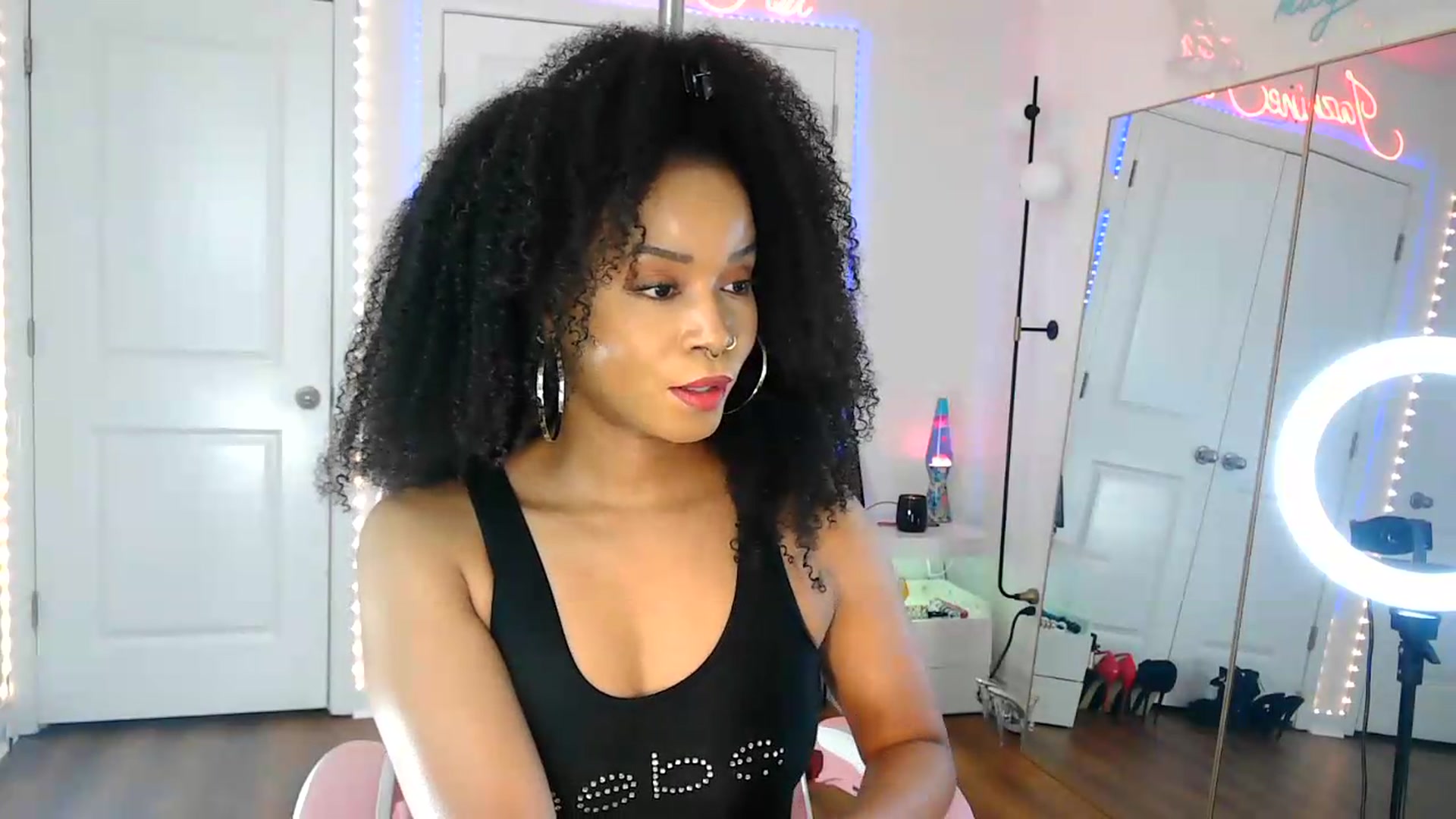 Gallery image thumbnail from Jazminefox's myfreecams stream on, 08/05/2026, 19:23 image 8 of 20