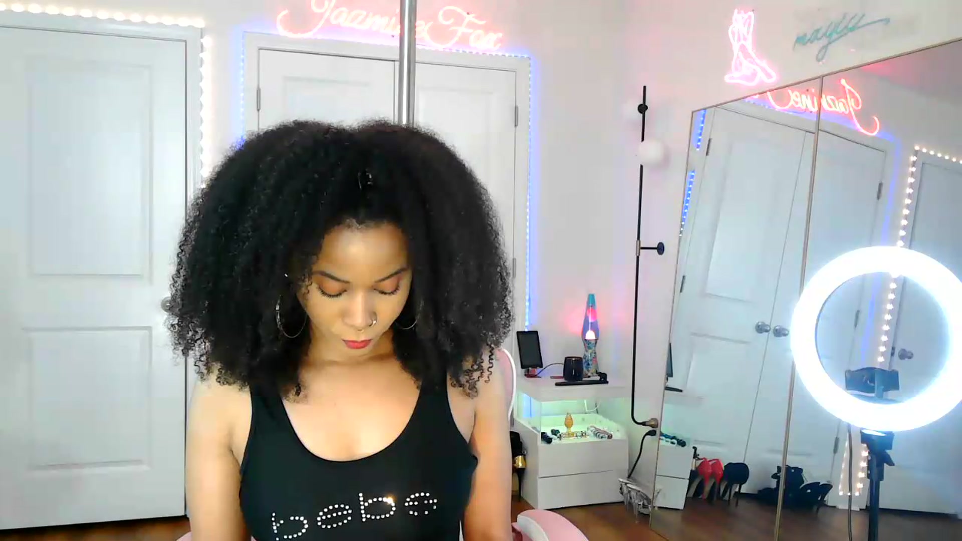 Gallery image thumbnail from Jazminefox's myfreecams stream on, 08/05/2026, 23:15 image 13 of 20