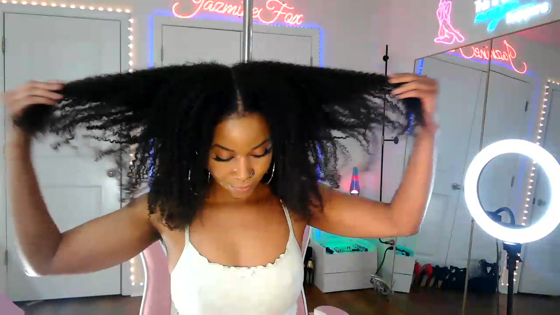 Gallery image thumbnail from Jazminefox's myfreecams stream on, 08/12/2026, 22:44 image 10 of 20