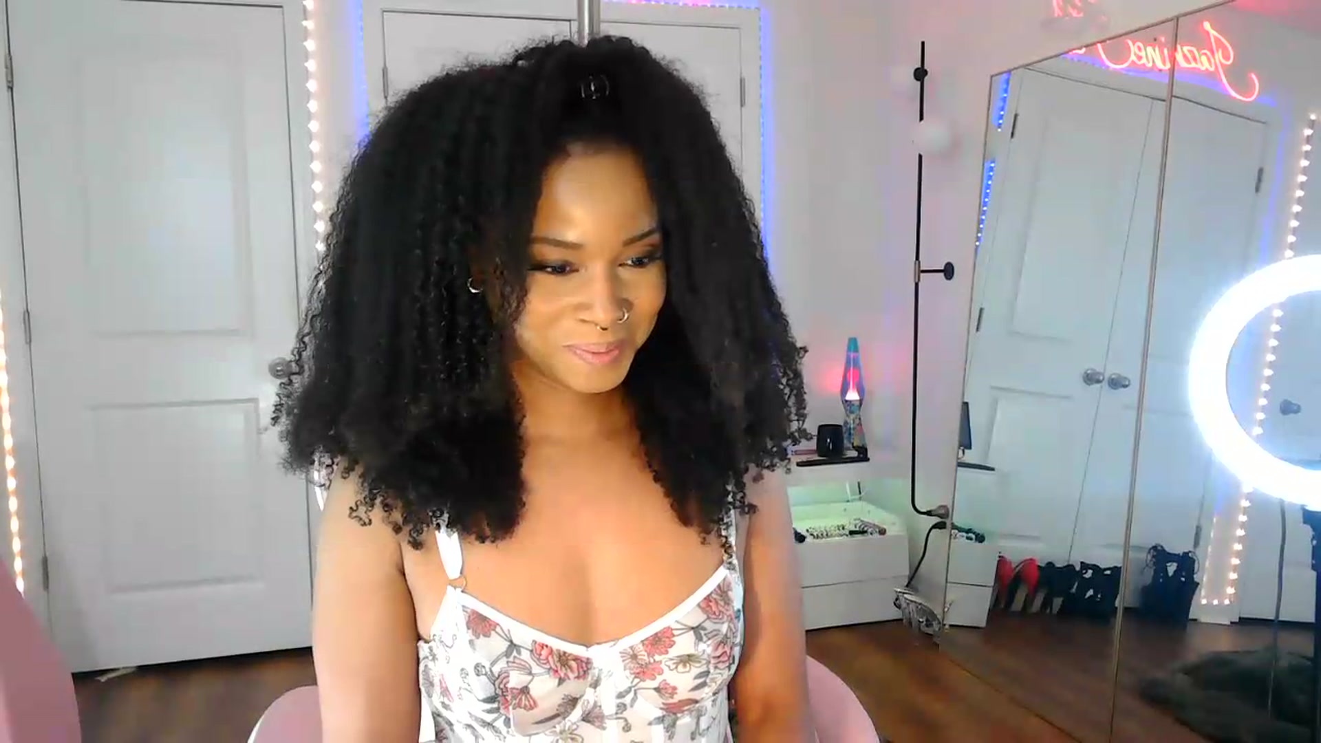 Gallery image thumbnail from Jazminefox's myfreecams stream on, 08/13/2026, 20:50 image 8 of 20