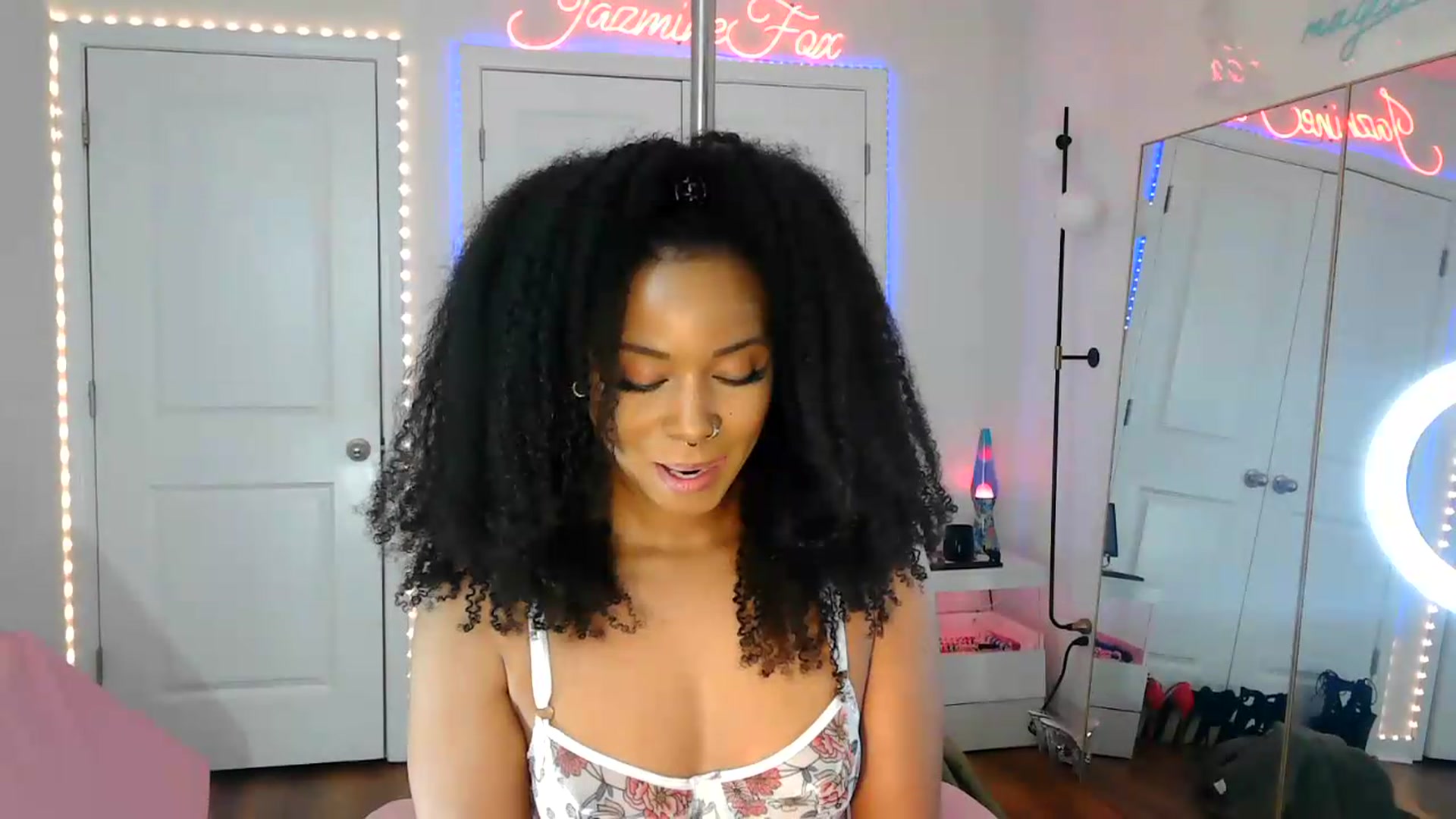 Gallery image thumbnail from Jazminefox's myfreecams stream on, 08/13/2026, 21:37 image 20 of 20