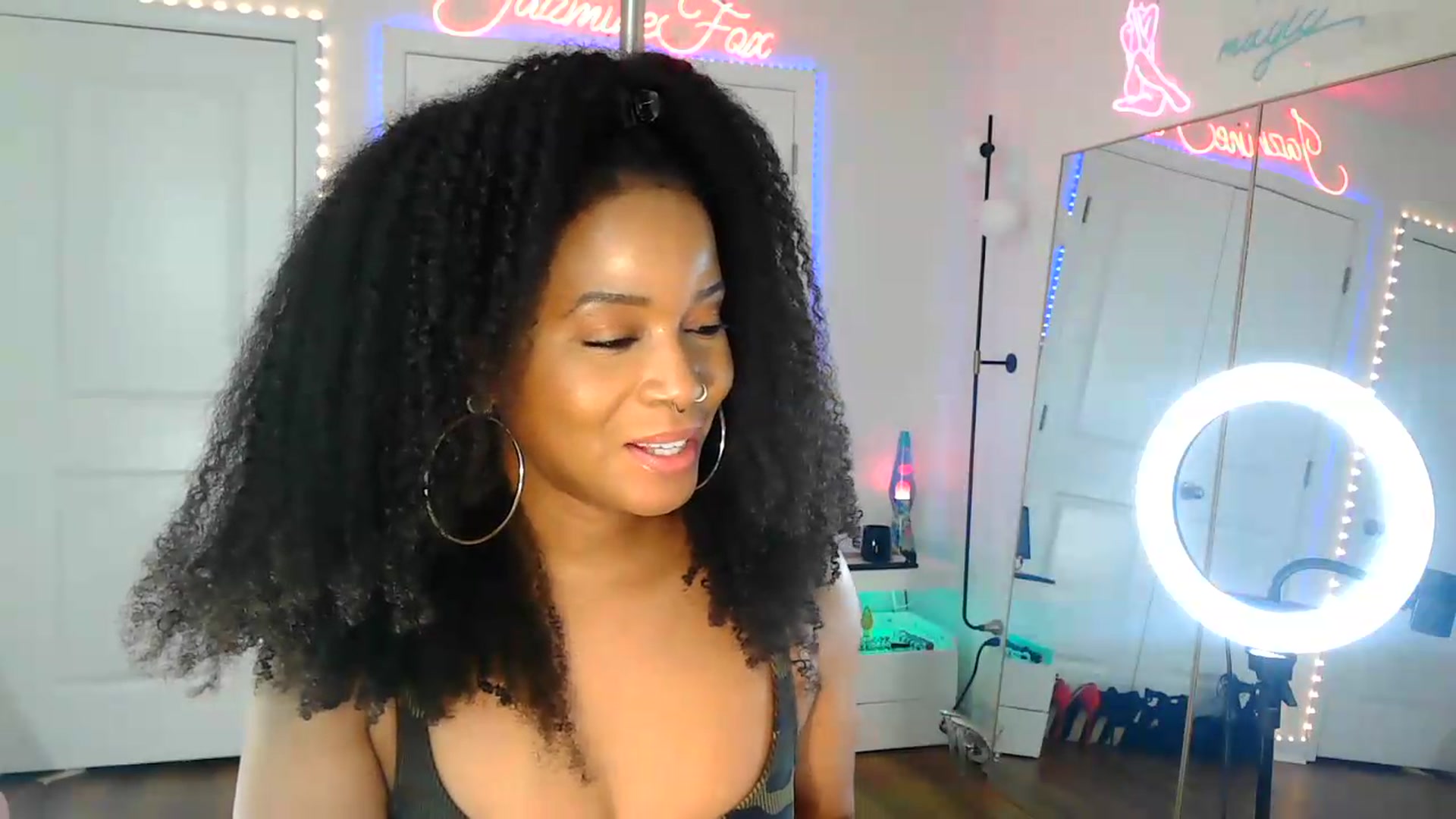 Gallery image thumbnail from Jazminefox's myfreecams stream on, 08/14/2026, 21:52 image 20 of 20