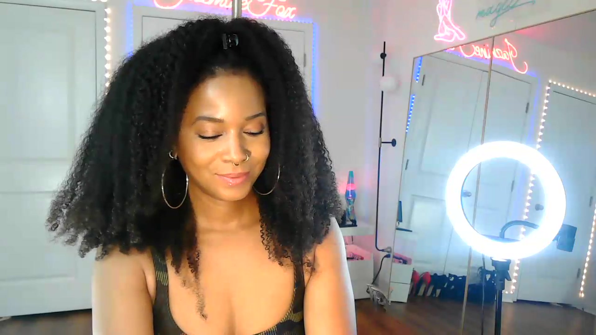 Gallery image thumbnail from Jazminefox's myfreecams stream on, 08/14/2026, 21:52 image 11 of 20