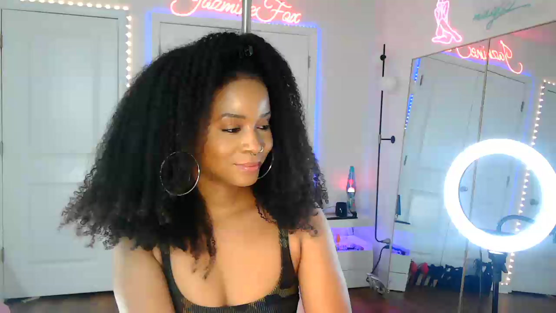 Gallery image thumbnail from Jazminefox's myfreecams stream on, 08/14/2026, 21:52 image 7 of 20