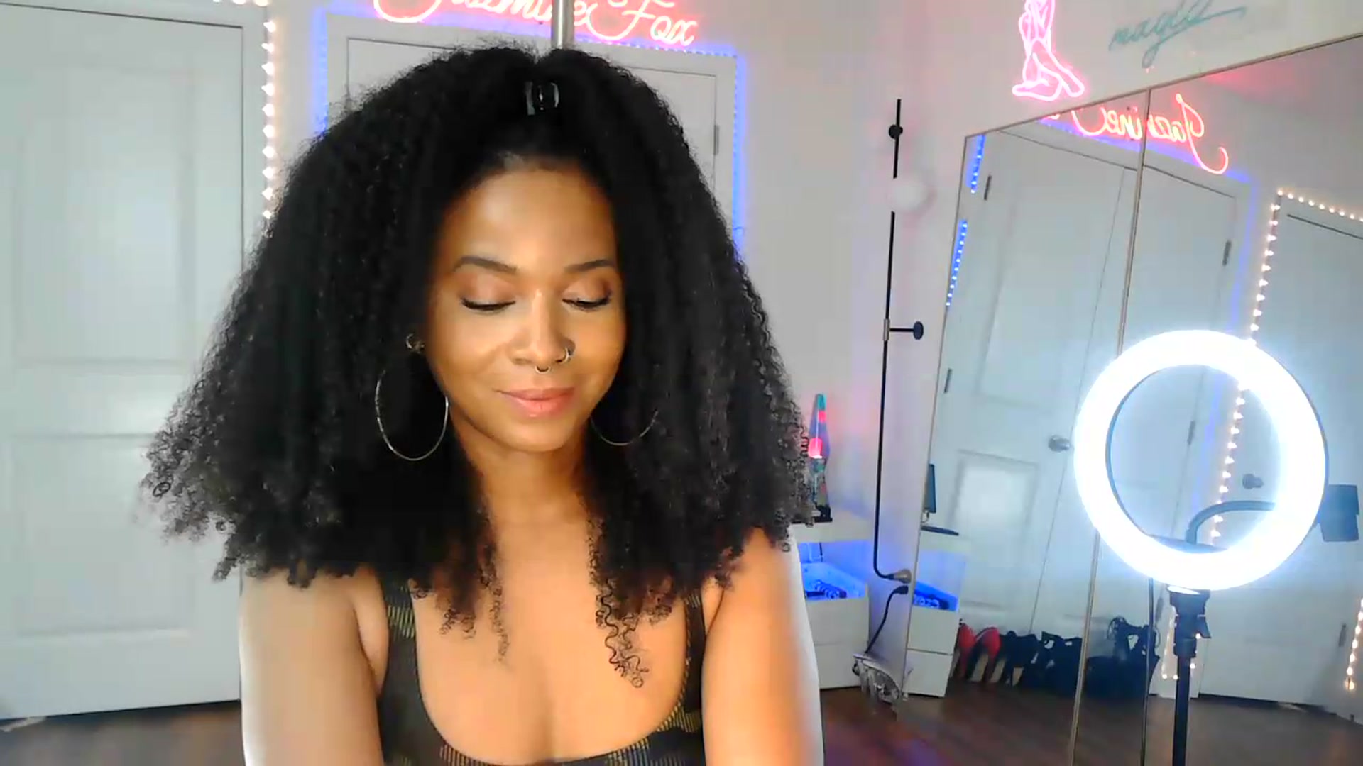 Gallery image thumbnail from Jazminefox's myfreecams stream on, 08/14/2026, 23:25 image 8 of 20